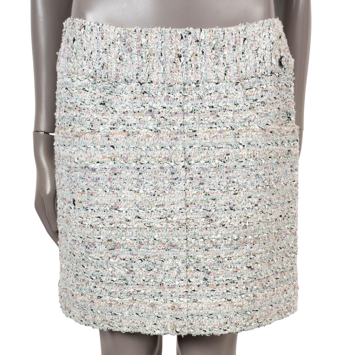 CHANEL white & turquoise cotton 2019 19C LA PAUSA SEQUIN TWEED MINI Skirt 42 L For Sale