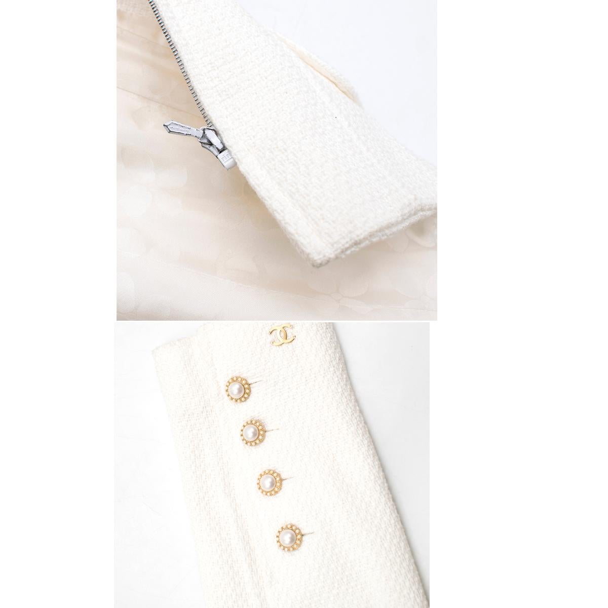 Chanel White Tweed Classic Jacket - Size US 4 2