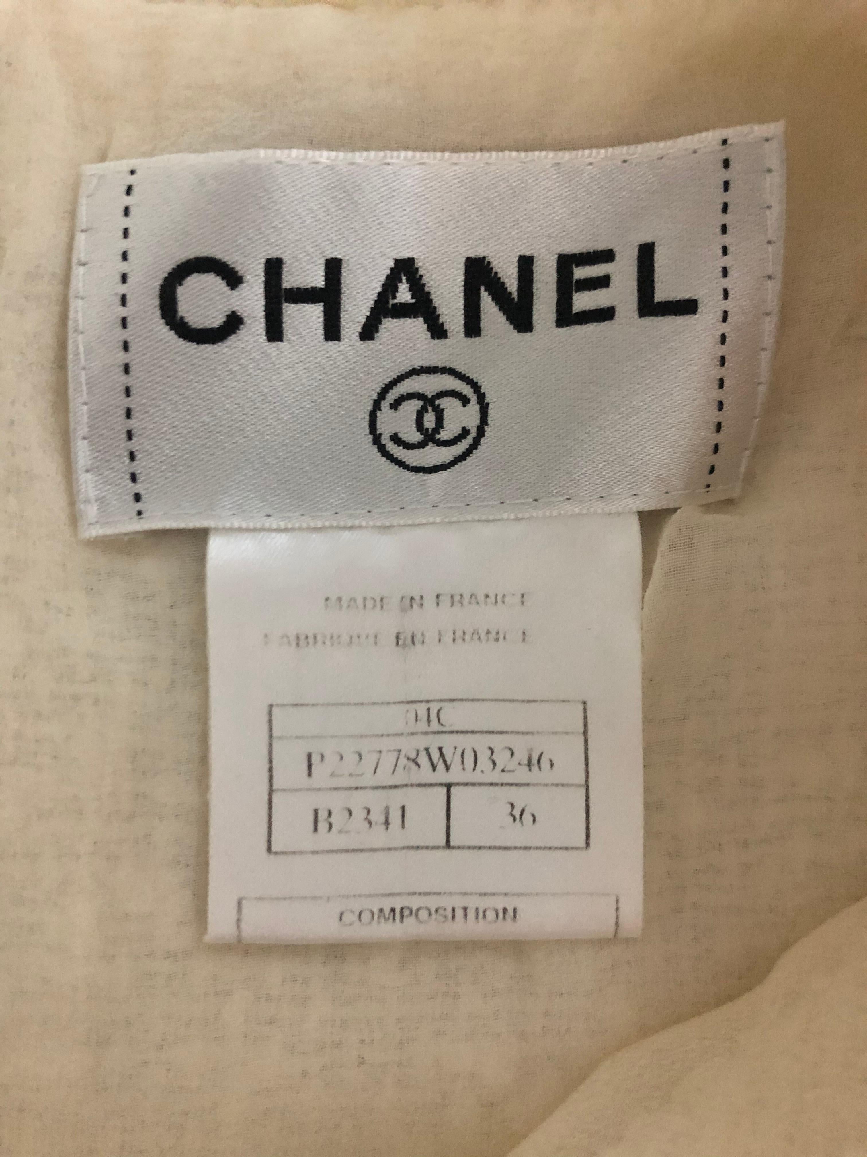 CHANEL White Tweed Fringe Sleeveless Dress Size 36 For Sale 1