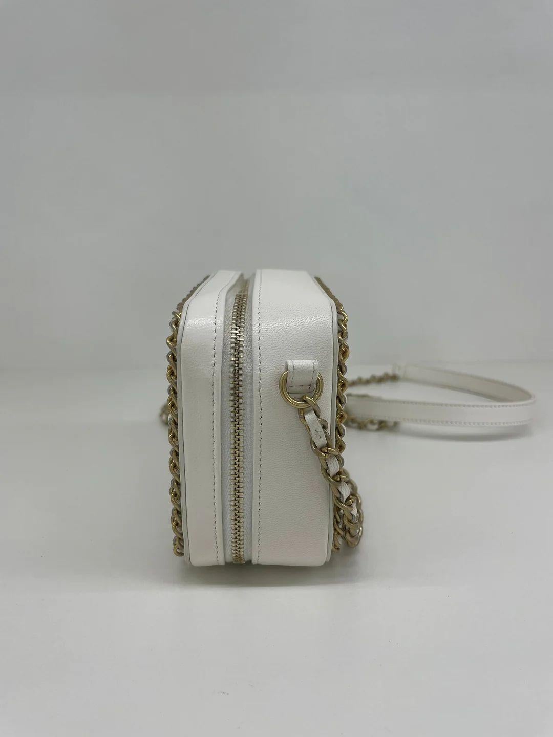 chanel vanity bag with chain