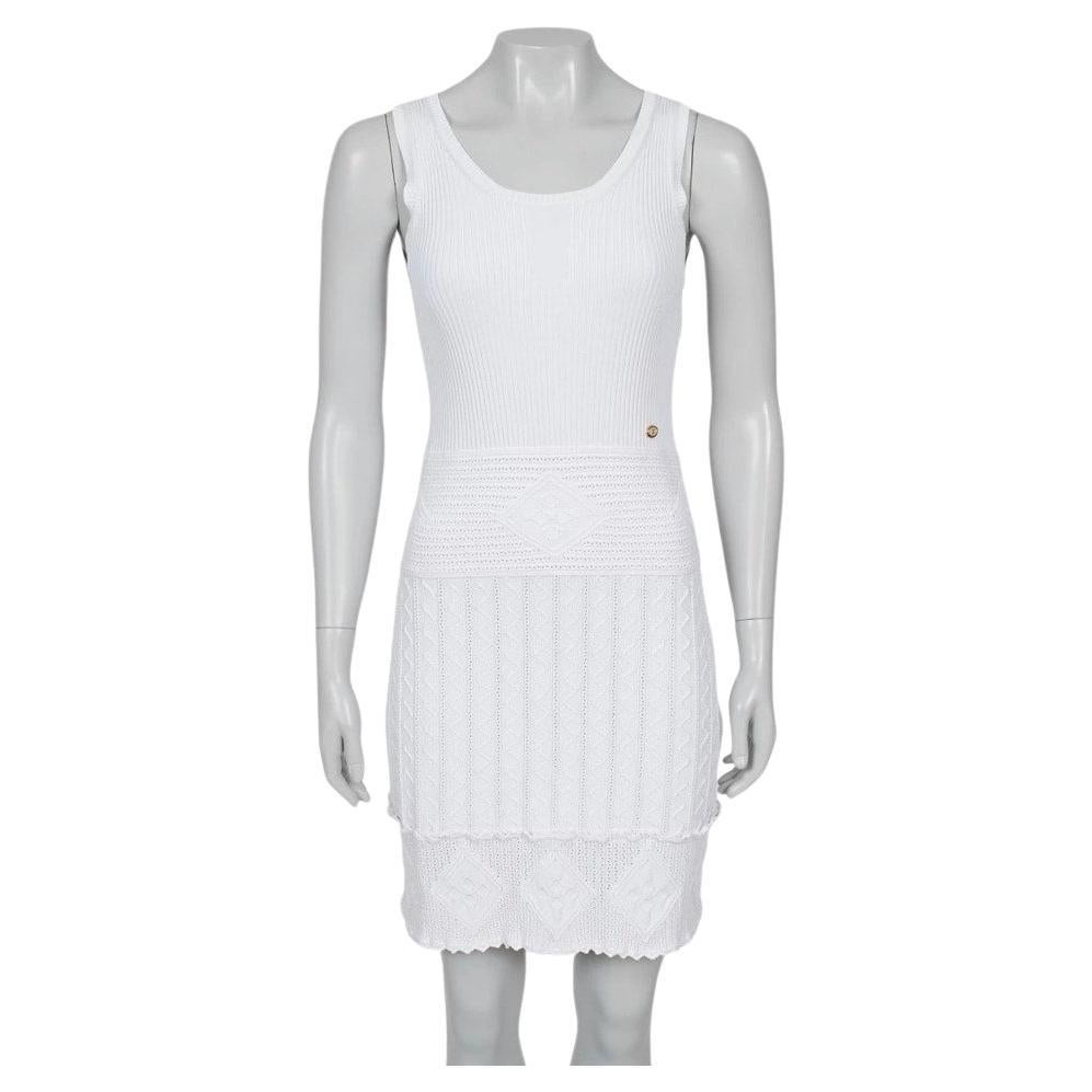 Chanel Weißes Kleid aus Viskosemischung - Größe FR40 (fällt klein aus)