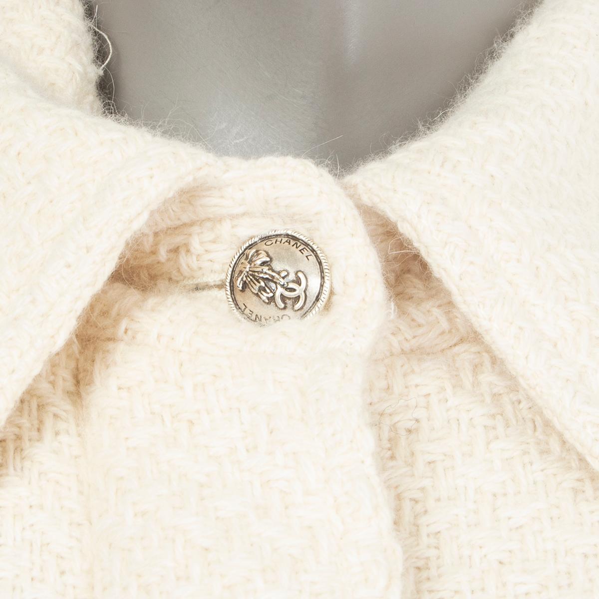 Women's CHANEL white wool & angora FULL LENGTH KNIT Coat Jacket 40 M