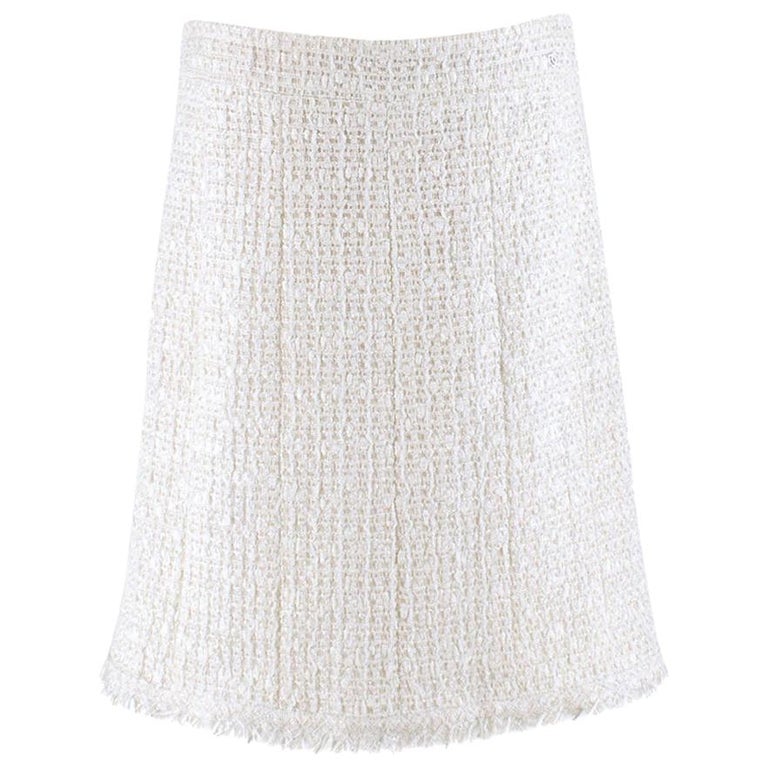 Chanel White Wool-Blend Tweed Skirt - Size US 8 For Sale at 1stDibs