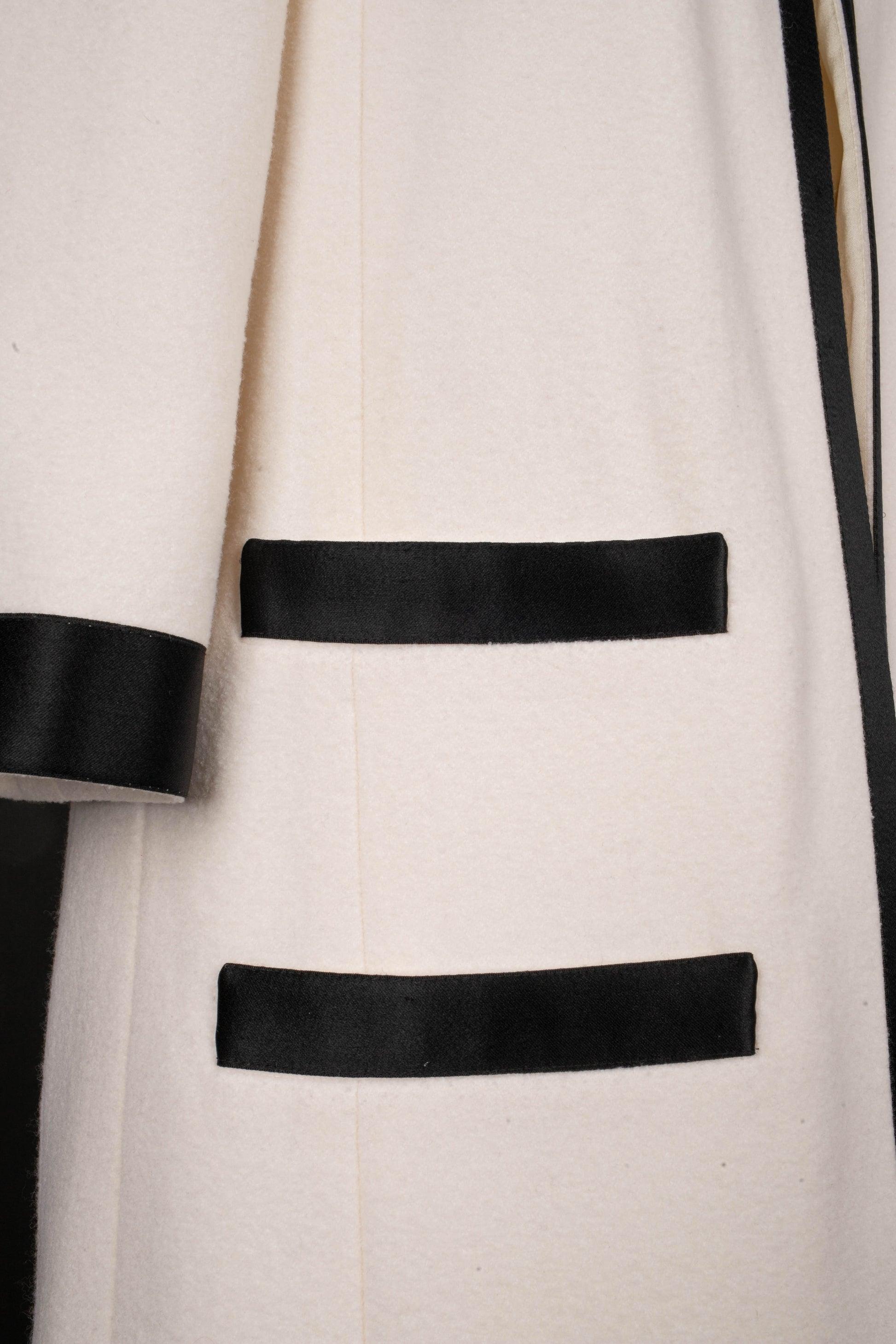 Chanel White Wool Coat Edged with Black Satin, 2005 2