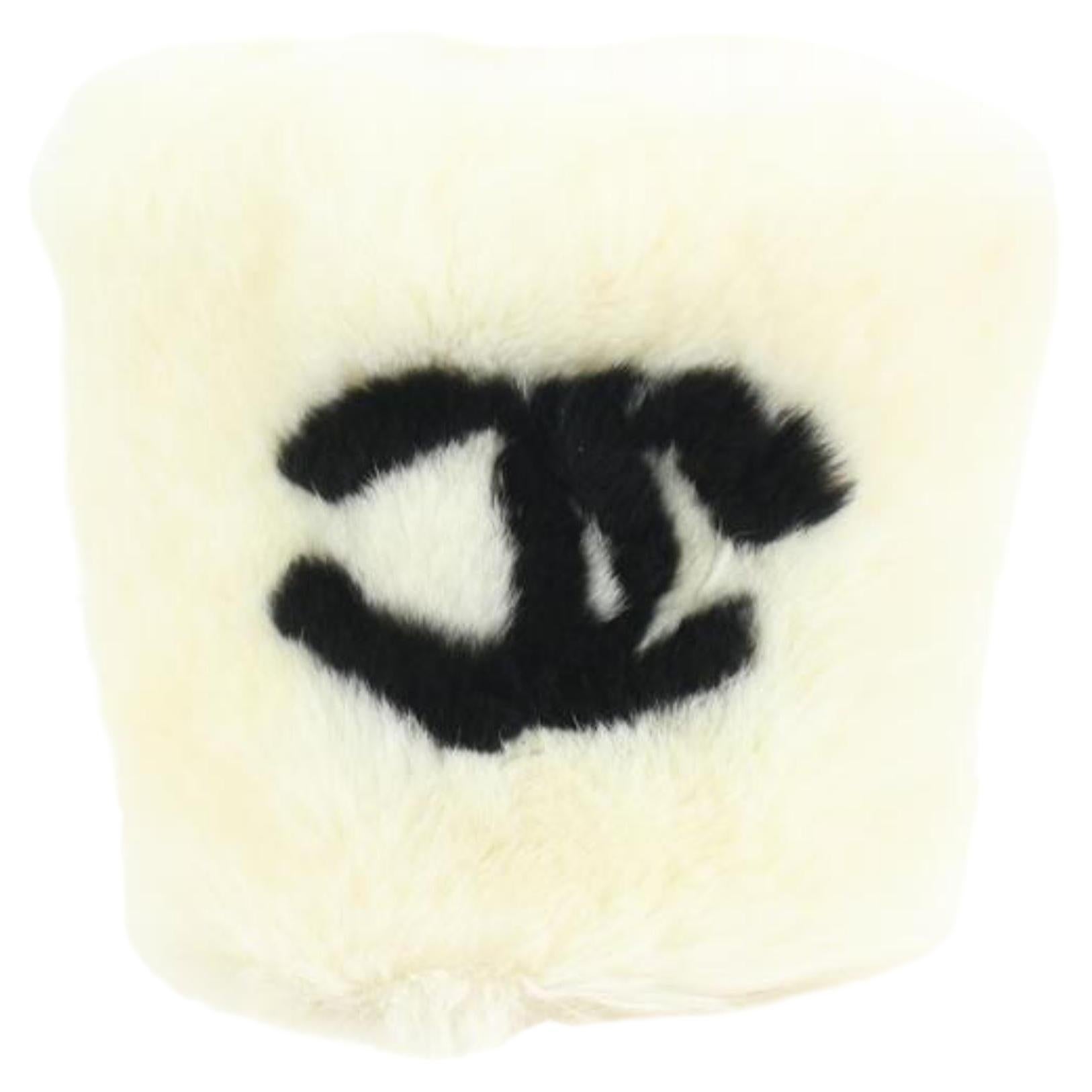 Chanel White x Black CC Rabbit Fur Wrist Band Bracelet s331ck41