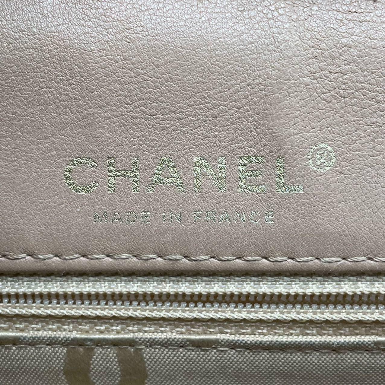 Chanel Wild Stitch Flap Beige Leather with Stitching Detail For Sale 7