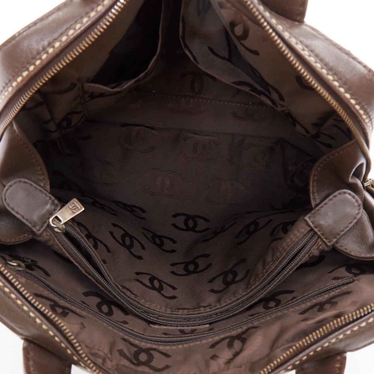 CHANEL Stitch by Stitch by Stitch  sac bowler en cuir d'agneau matelassé marron en vente 4