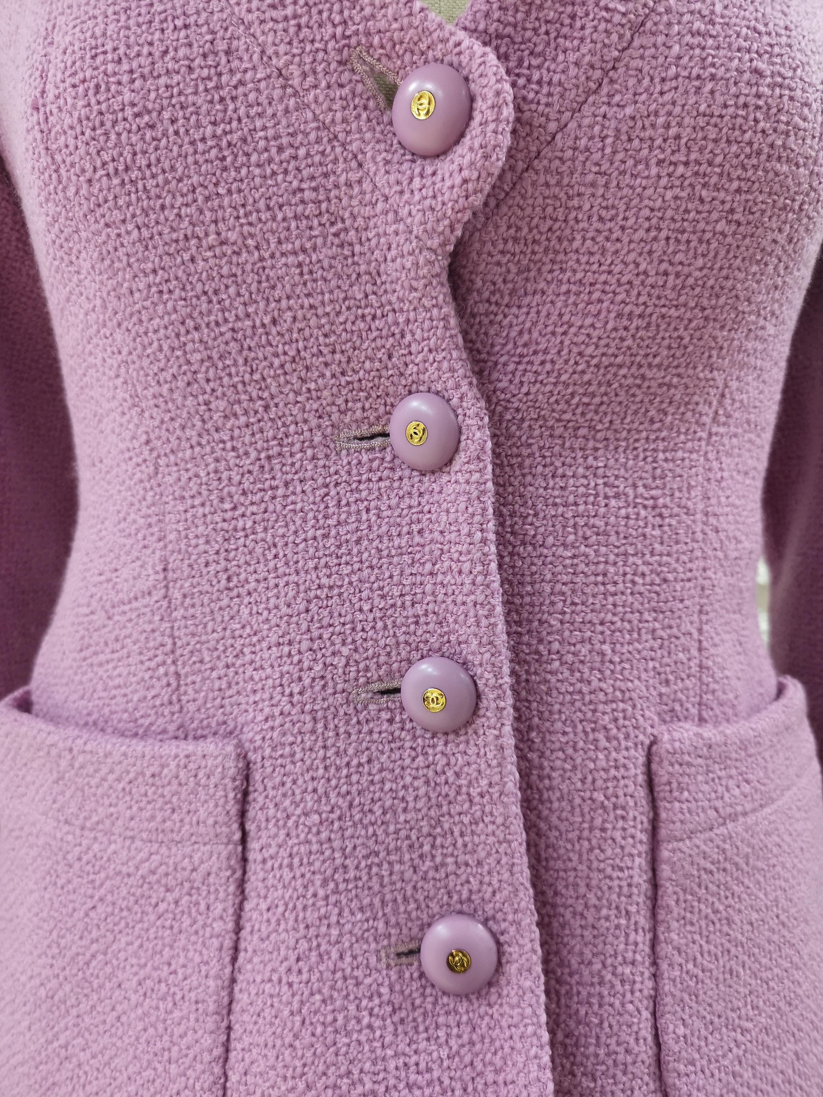 Chanel wisteria Wool Skirt Suit In Excellent Condition In Capri, IT