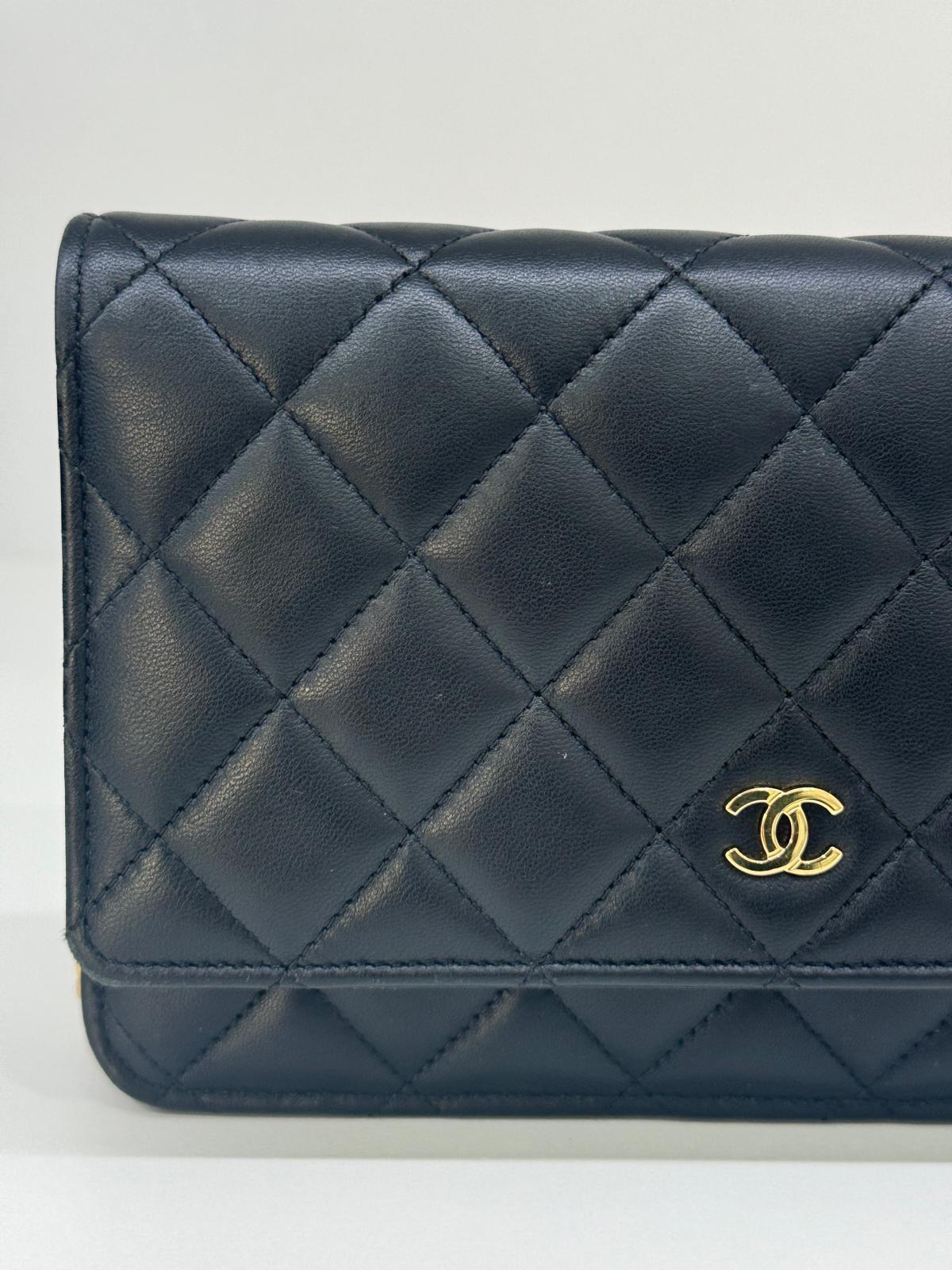 Chanel WOC Lambskin Black GHW For Sale 2