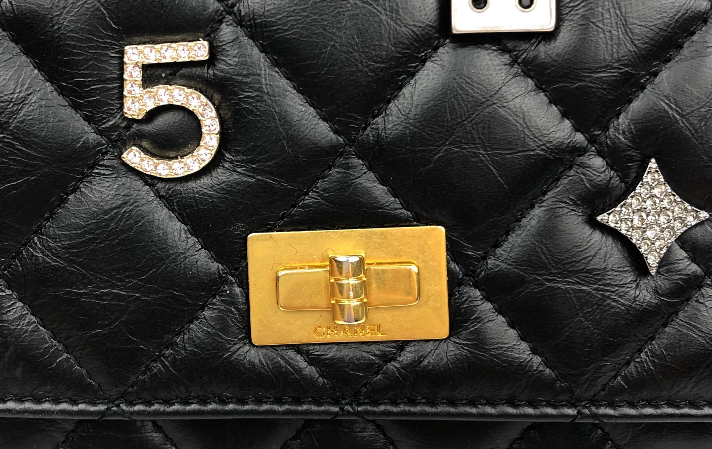 Chanel WOC Reissue 2.55 Black Lucky Charms Casino Aged Calfskin Wallet On Chain In Good Condition In Miami, FL