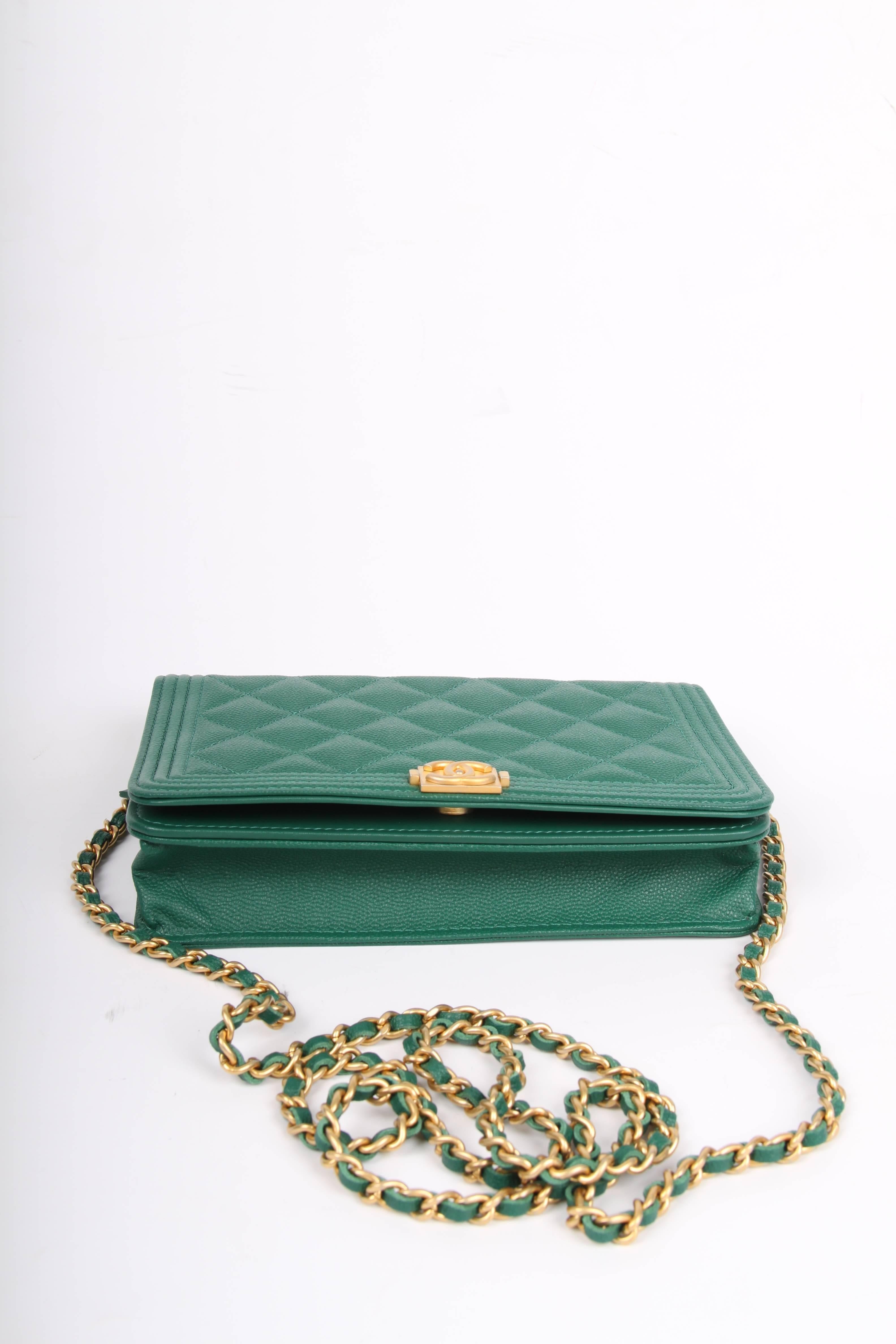 chanel emerald green bag