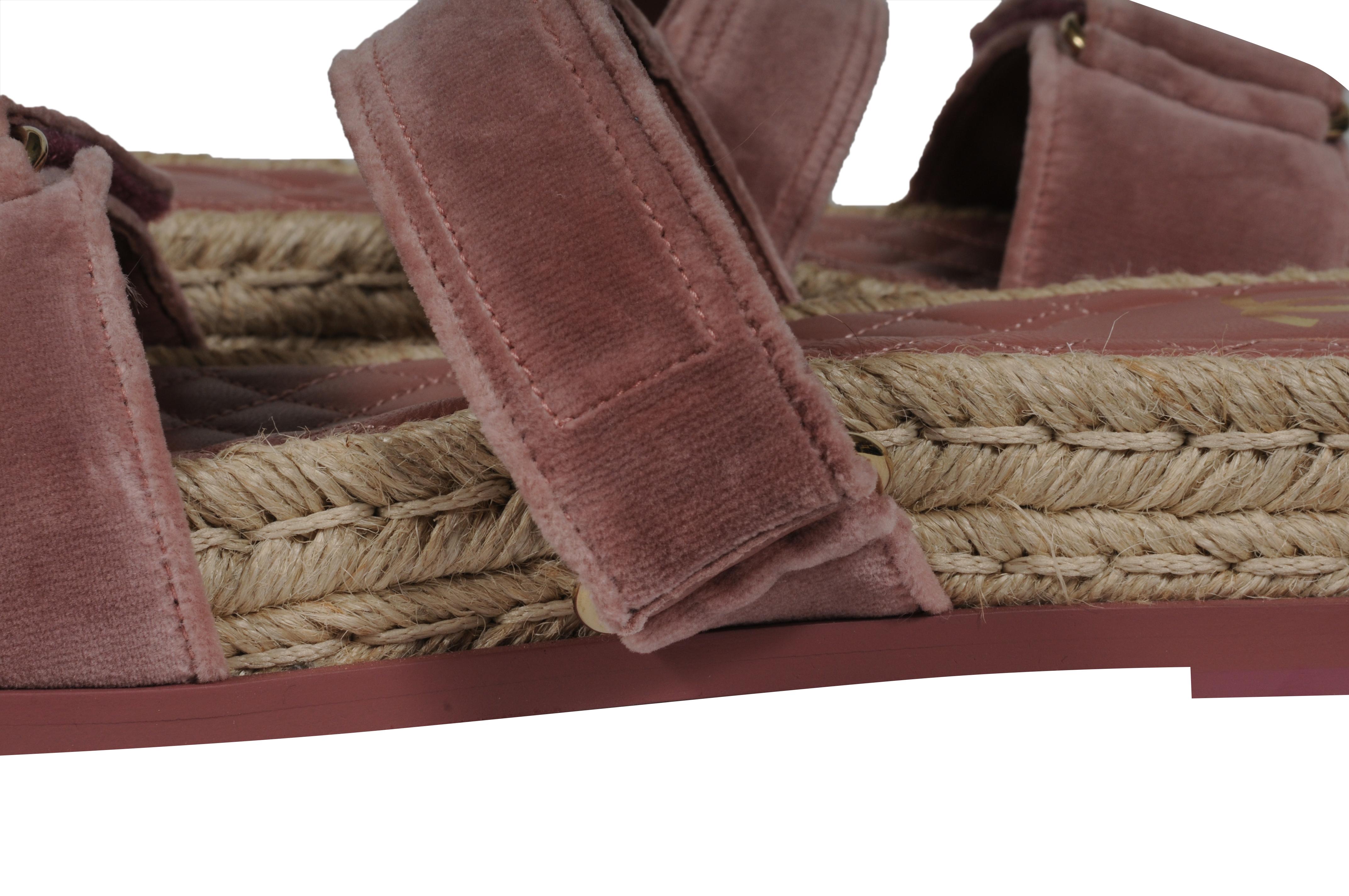 Chanel Donna CC Logo Espadrille Mules Sandali Taglia US 10 EU 40 Velluto Rosa Malva in vendita 6