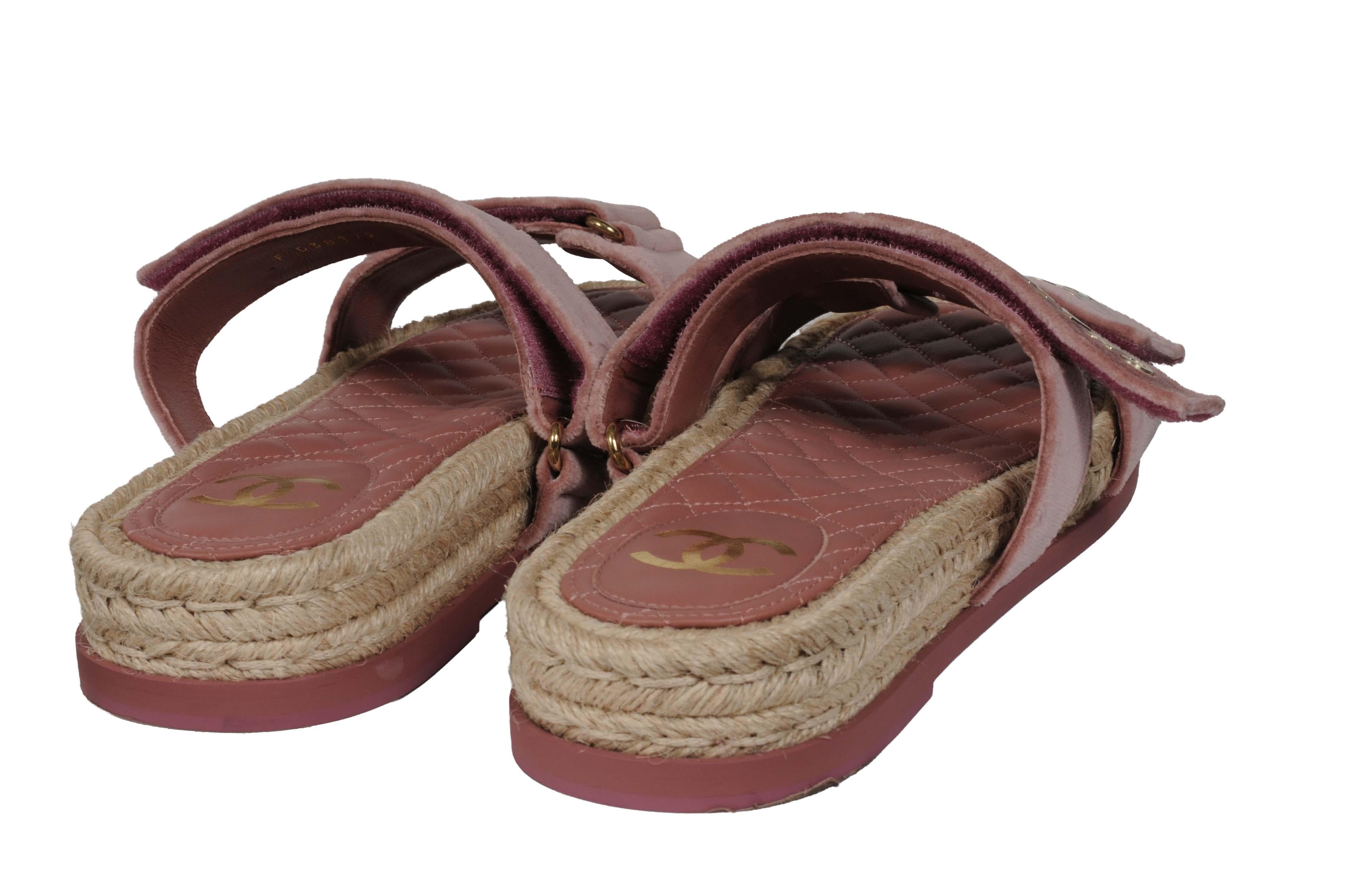 Chanel Donna CC Logo Espadrille Mules Sandali Taglia US 10 EU 40 Velluto Rosa Malva in vendita 3