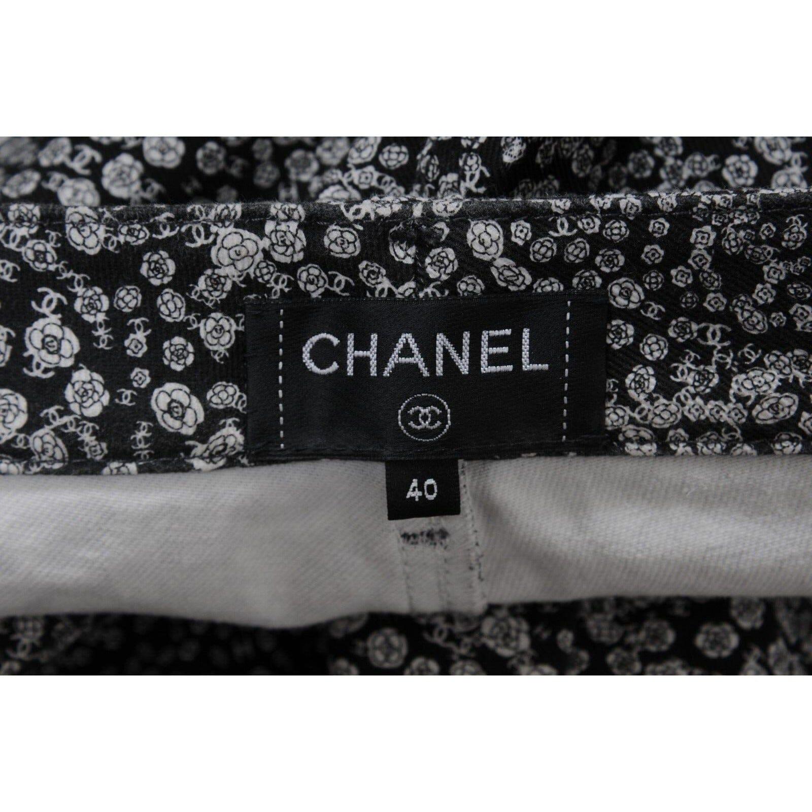 Chanel Mujer CC Logo Estampado Floral Camelia Jean FR40 Negro Blanco Algodón Elástico en venta 7