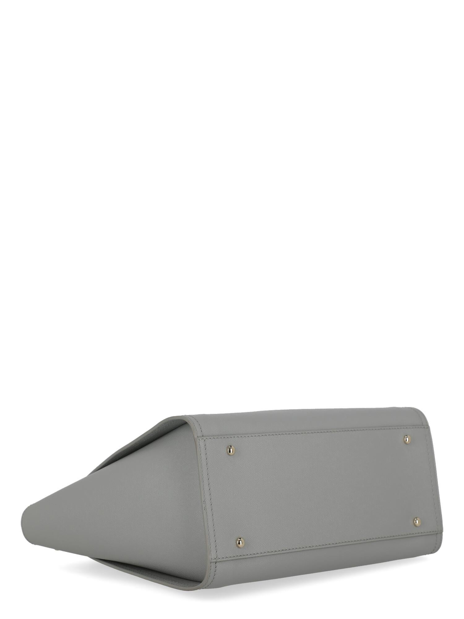 Gray Chanel Women Handbags Deauville Grey Leather For Sale