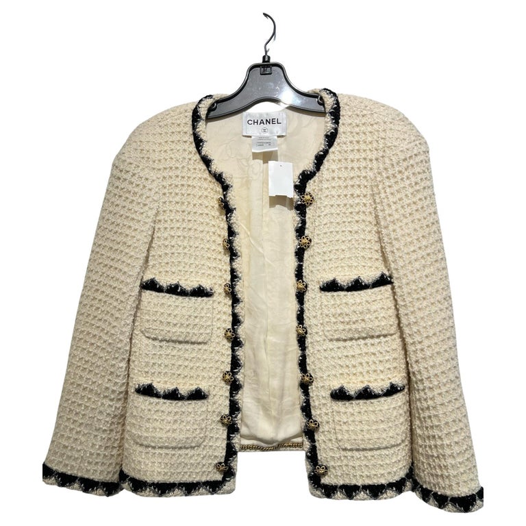 Chanel Women´s Jacket Cream With Black Trim Buttons With Gold