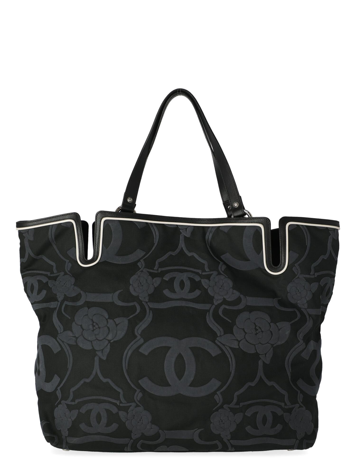Women's Chanel Women Shoulder bags Black Fabric For Sale