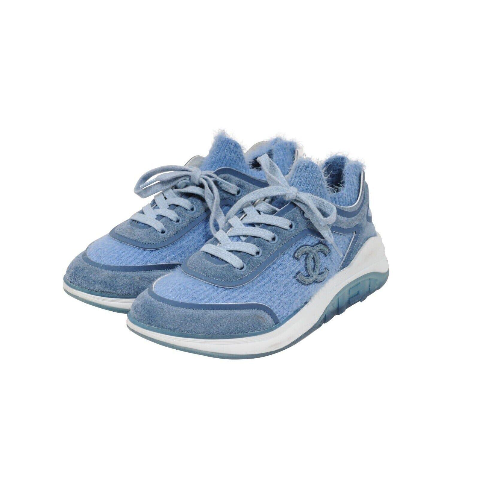 Chanel Frauen Sport Sprint Sneakers Größe 38 US 8 Blau Kaschmir Low Top Trainers im Angebot 2