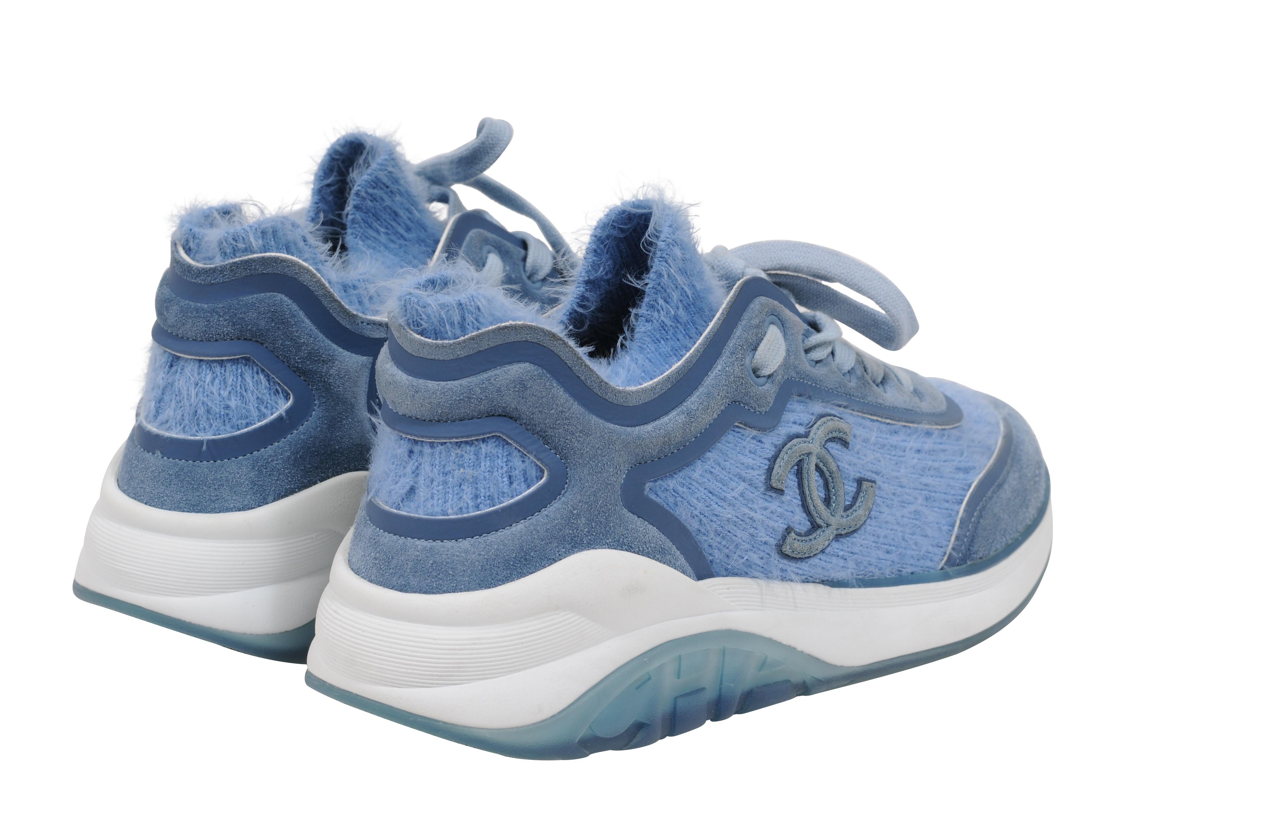 Chanel Mujer Sport Sprint Sneakers Talla 38 US 8 Azul Cachemira Low Top Trainers en venta 3