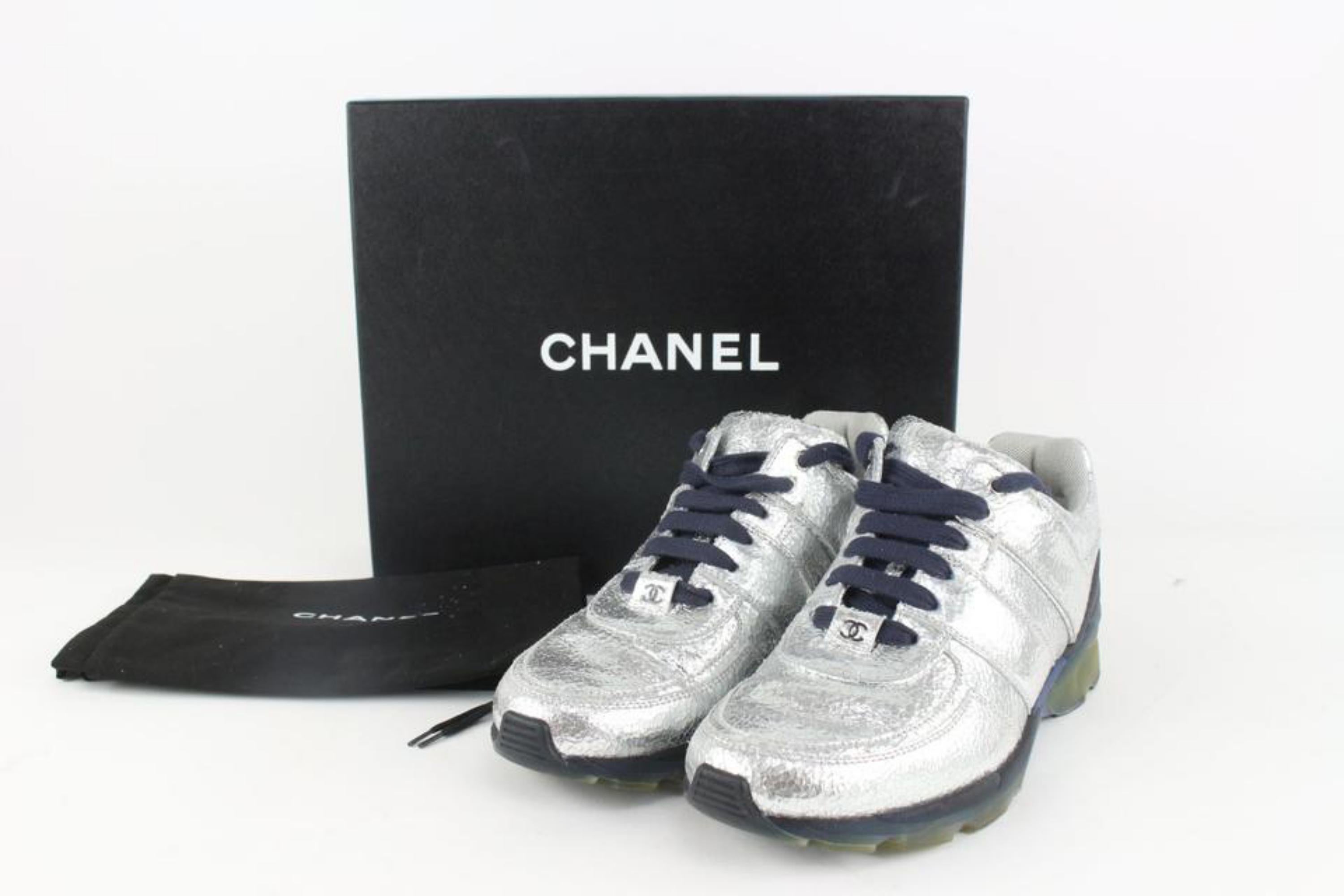 Chanel Women's 38 G31711 Silver Quilted CC Trainer Sneaker 2CC1116
Date Code/Serial Number: R G 31711
Made In: Italy
Measurements: Length:  11