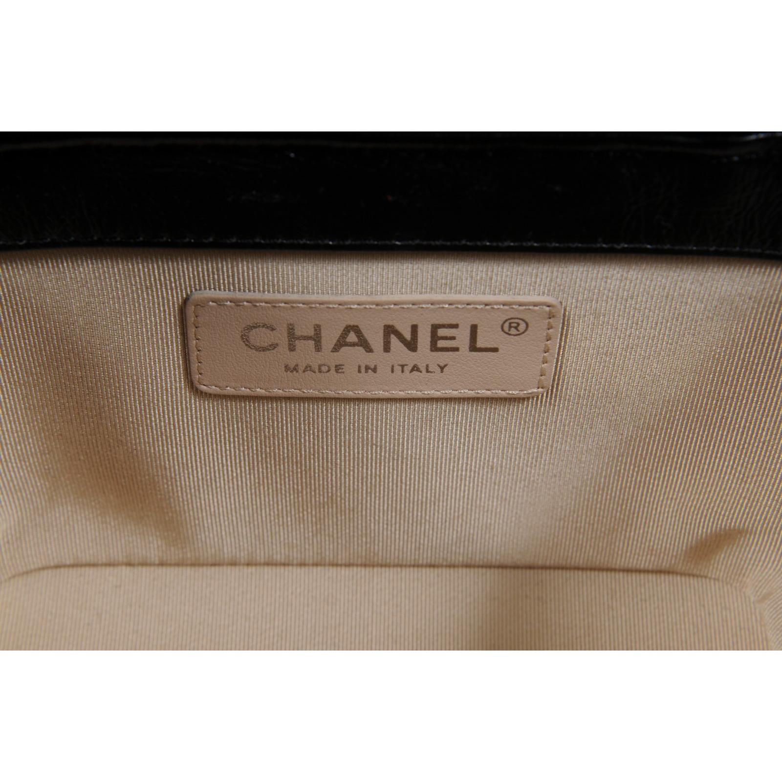 Chanel Womens Calfskin Raffia Small Vanity Case Bag Black Beige Crossbody Tote For Sale 15
