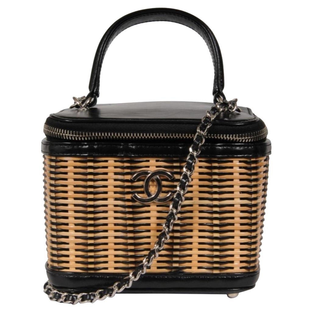 Chanel Womens Calfskin Raffia Small Vanity Case Bag Black Beige Crossbody Tote For Sale