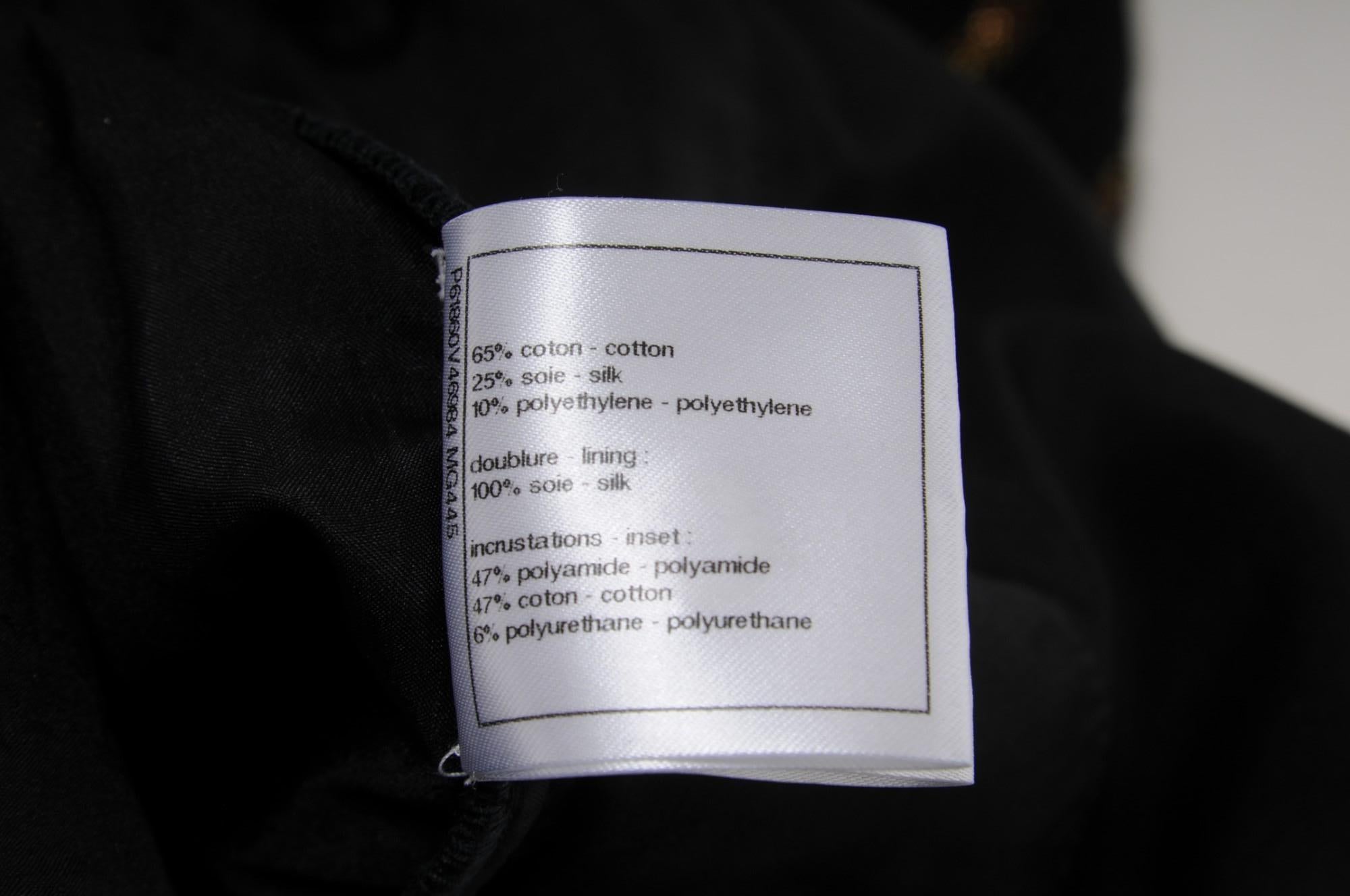 Chanel Womens Métiers d'Art 2019 Pantalon Size FR 36 Black Gold Tweed CC Logo en vente 7