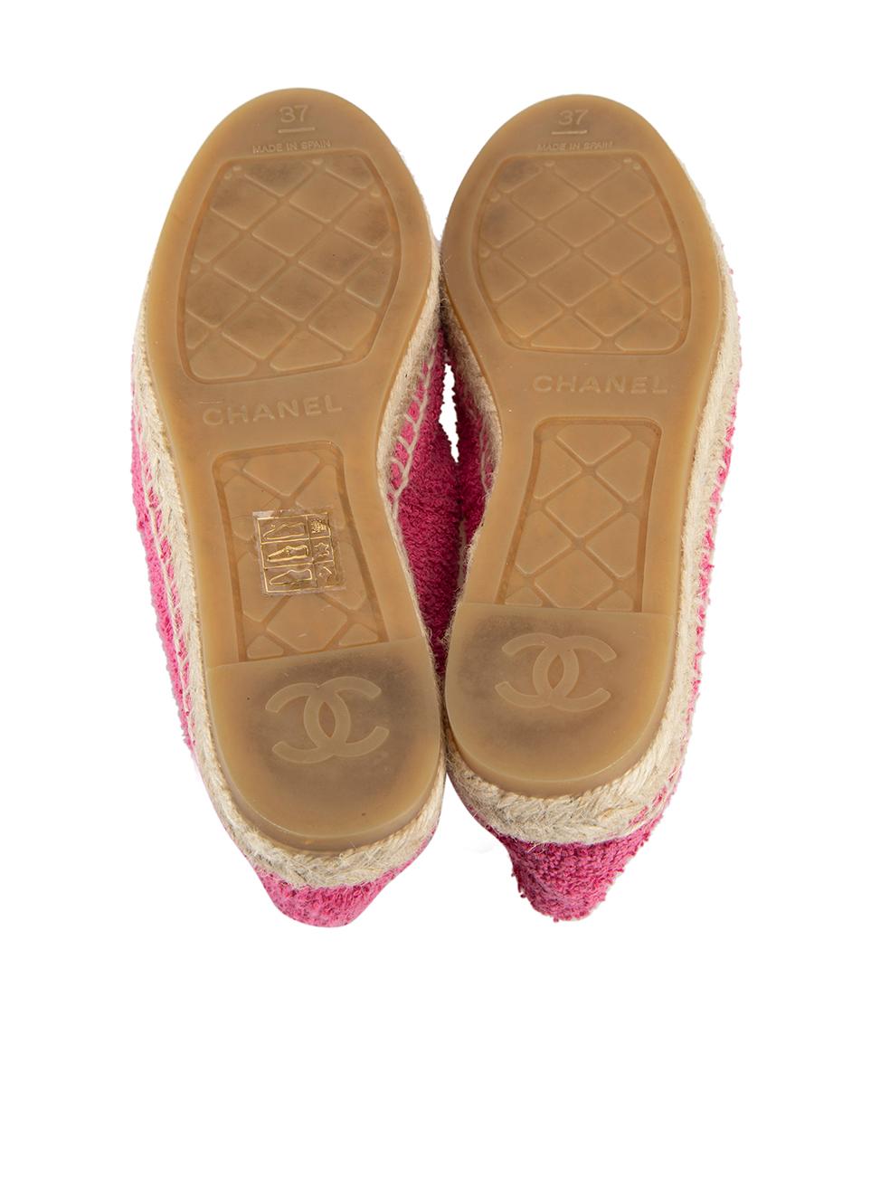 Chanel Women's Pink Textured CC Cap Toe Espadrilles 1