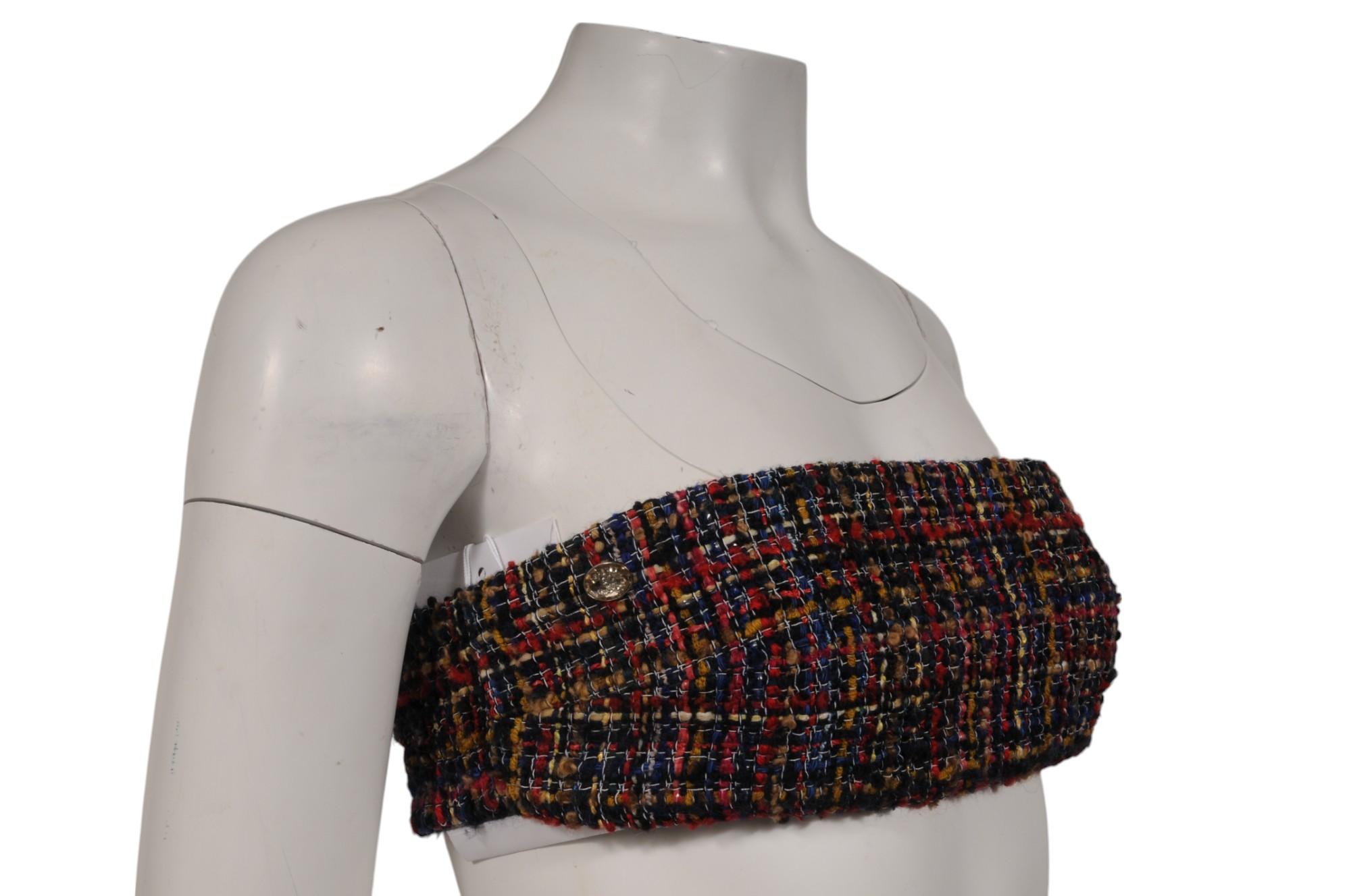 Gris Chanel Womens Tube Top FR 38 Red Blue Tweed Stretch Summer CC Logo 21K Cruise en vente