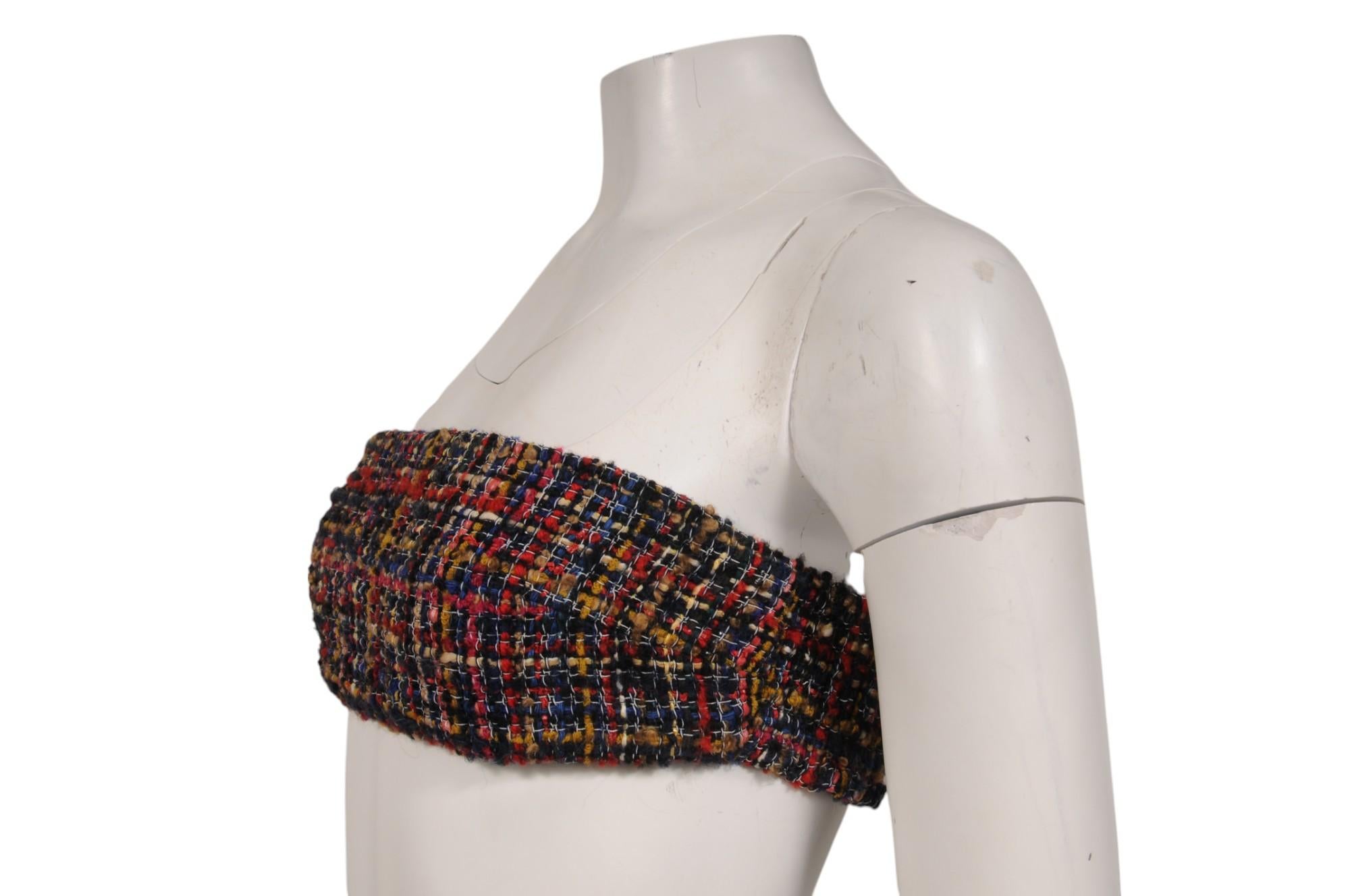 Chanel Womens Tube Top FR 38 Red Blue Tweed Stretch Summer CC Logo 21K Cruise en vente 2