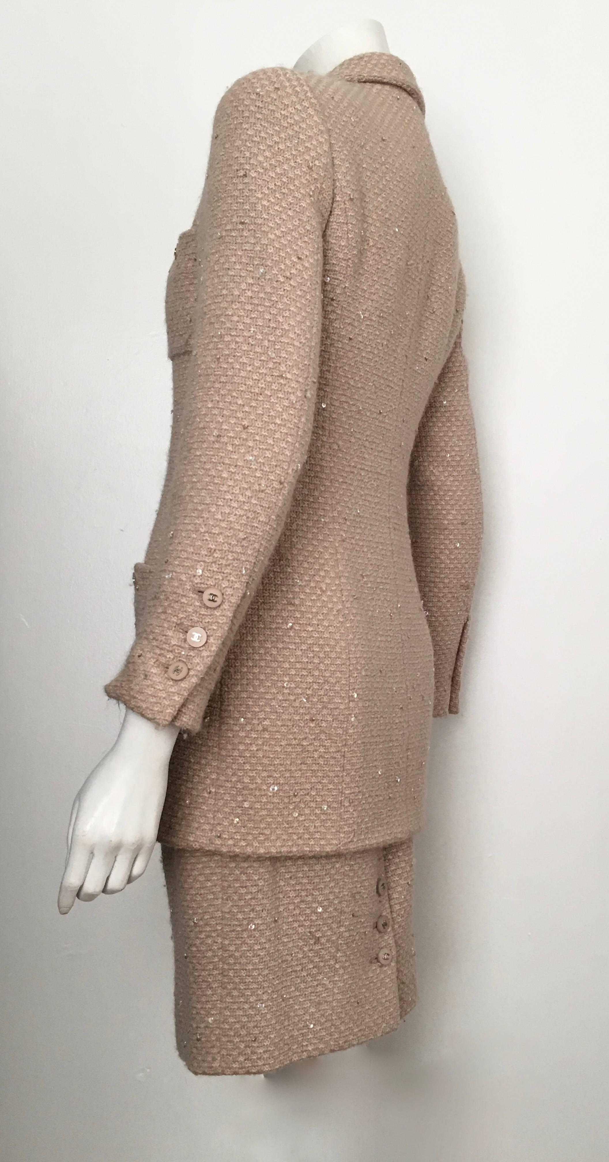 Chanel Wool Beige with Sequin Jacket & Skirt Suit Size 4 / 36. For Sale 1