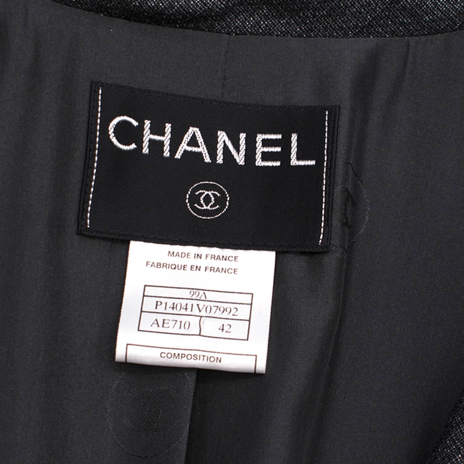 Chanel Wool Blend Grey Coat  For Sale 3