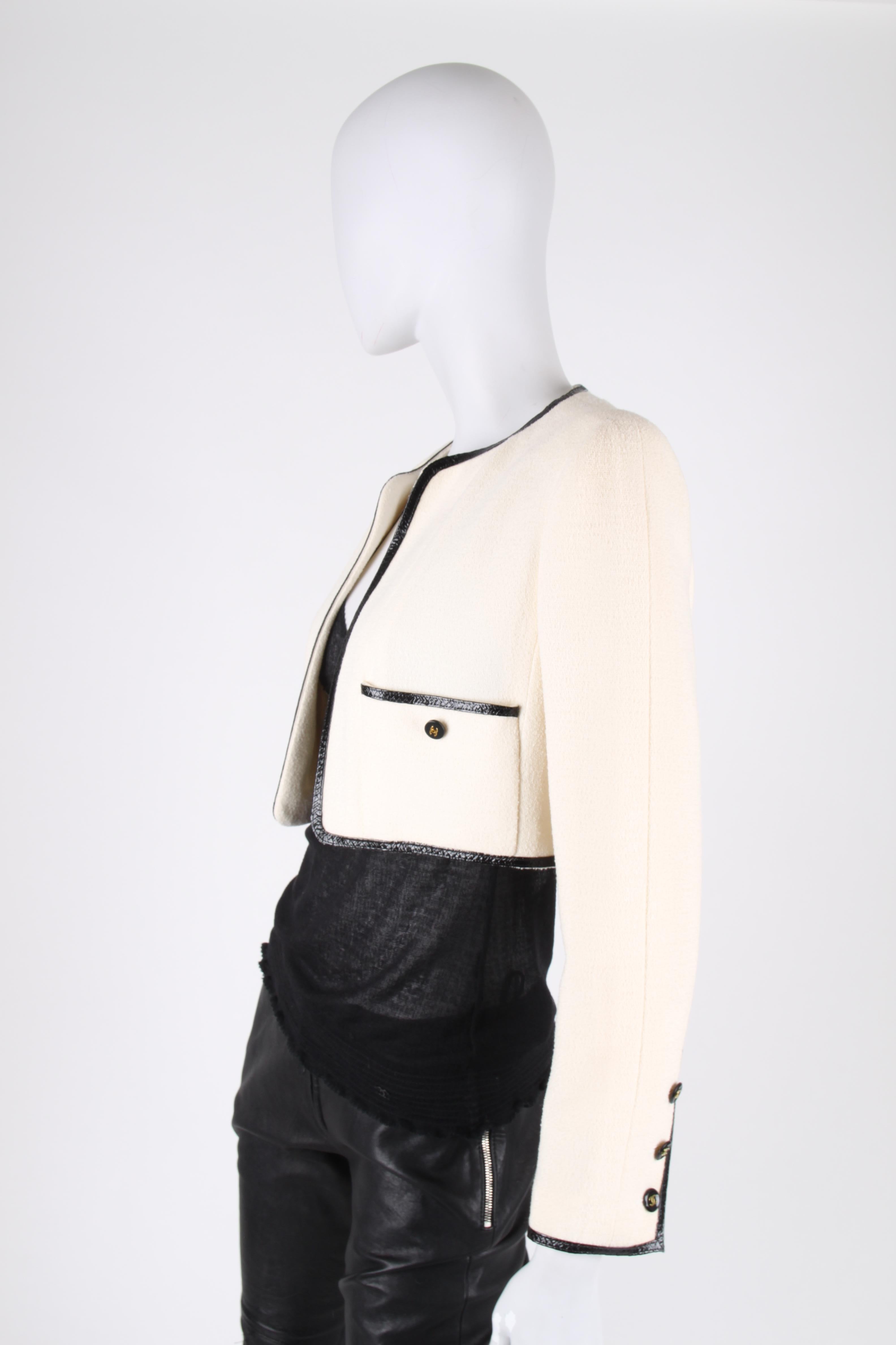 Chanel Wool Bolero Jacket - white/black 1995 In Excellent Condition In Baarn, NL