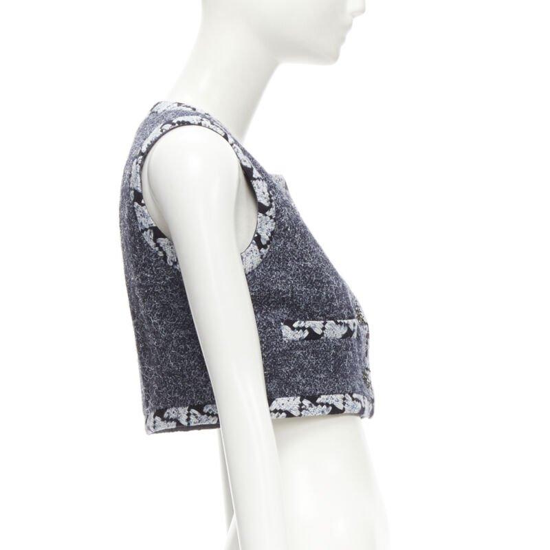 Women's CHANEL wool cashmere blue tweed embroidery trim gripoix button cropped vest FR34