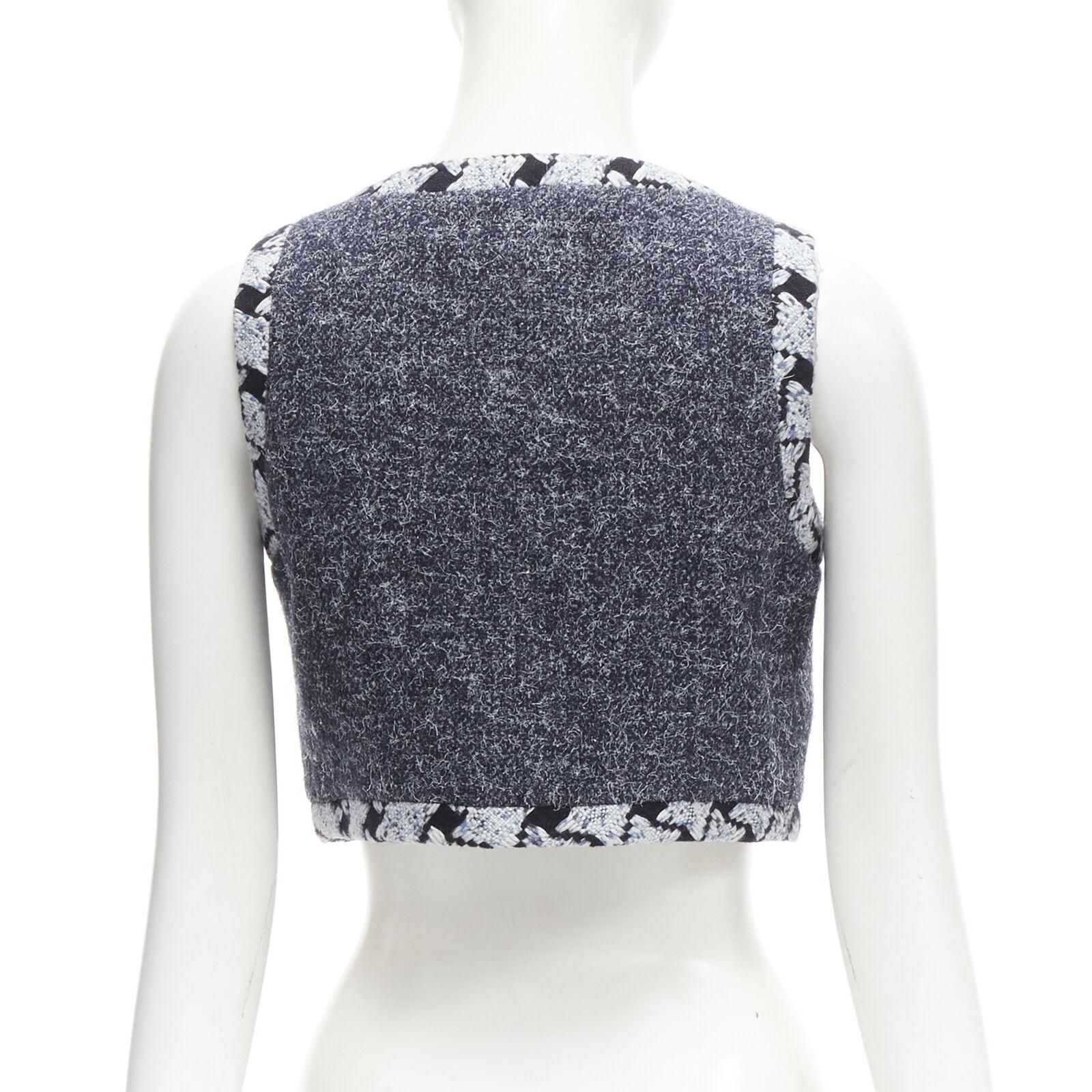 CHANEL wool cashmere blue tweed embroidery trim gripoix button cropped vest FR34 For Sale 1