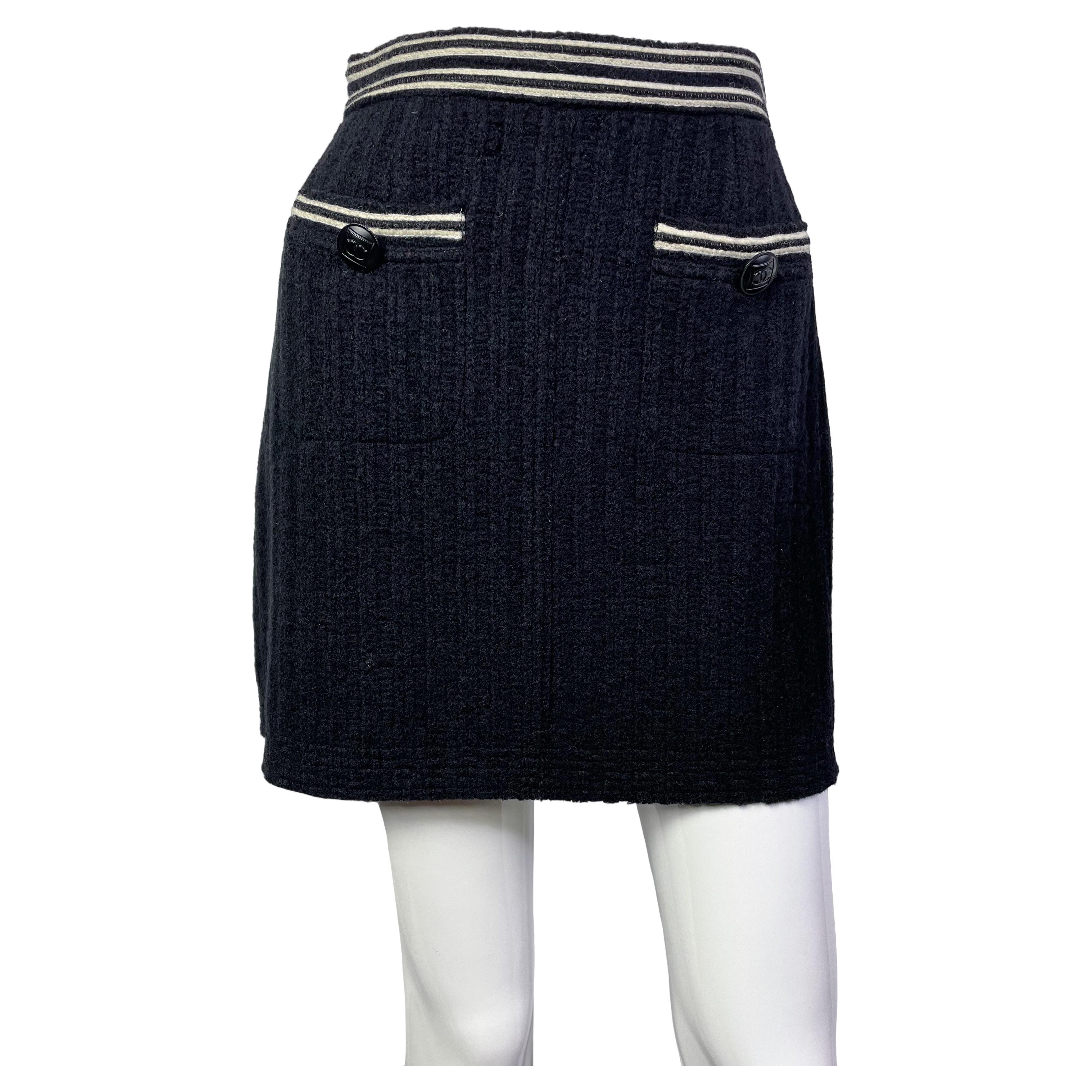 Chanel wool mini skirt, 2010s  For Sale