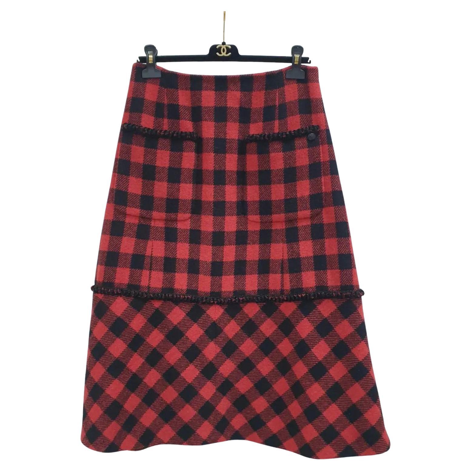 Chanel Wool Red Black Checkered Skirt For Sale