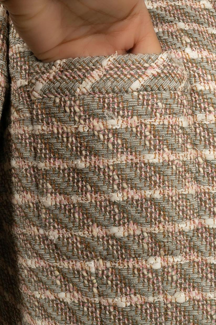 Chanel Wool Tweed Jacket with Silk Lining 4