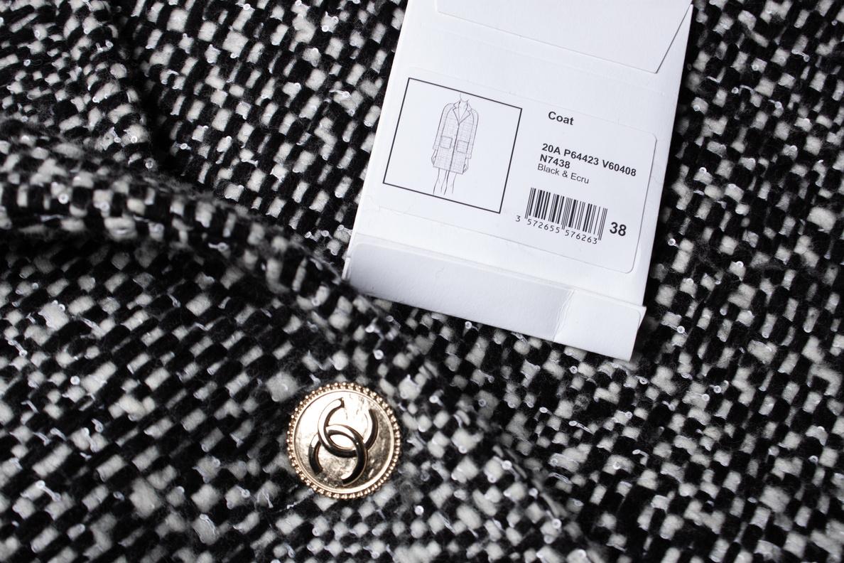 Chanel, Wool tweed sequinned coat For Sale 1