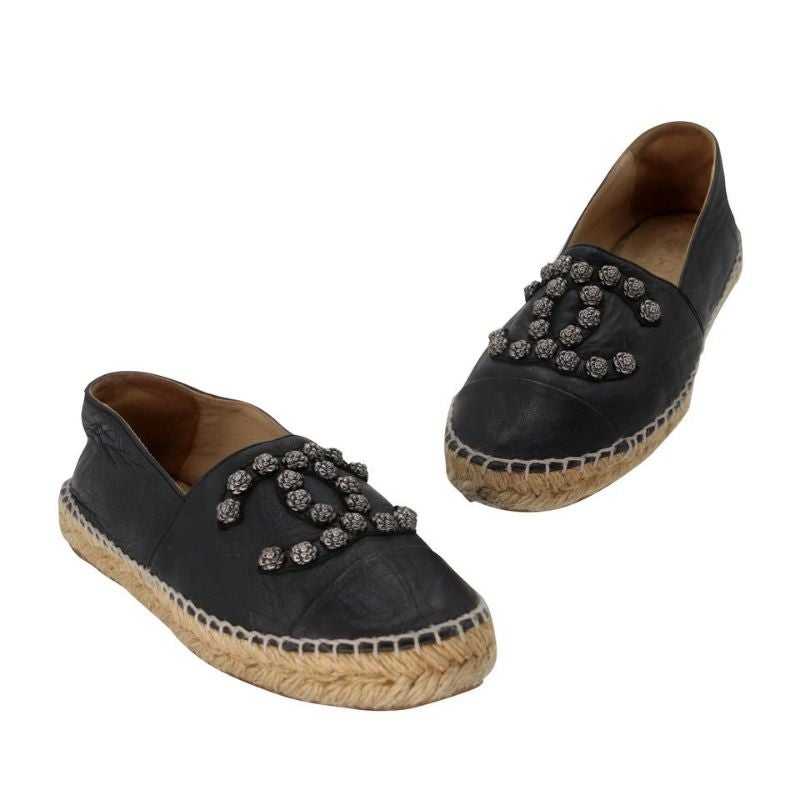 Chanel Woven Espadrille 35 Lambskin Leather Studded CC Flats CC-0522N-0189 For Sale