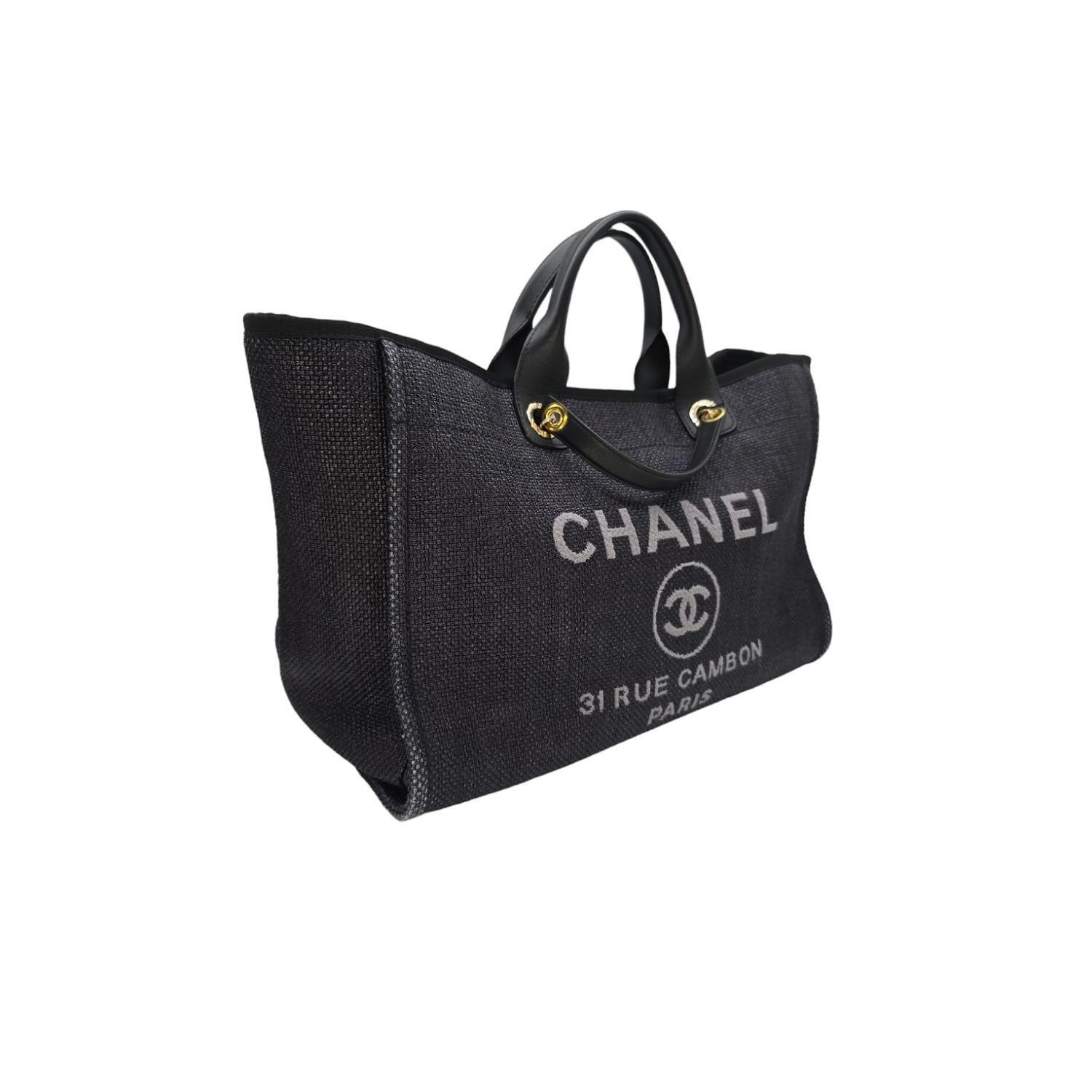 Chanel Woven Straw Raffia Medium Deauville Tote Black In Excellent Condition In Scottsdale, AZ