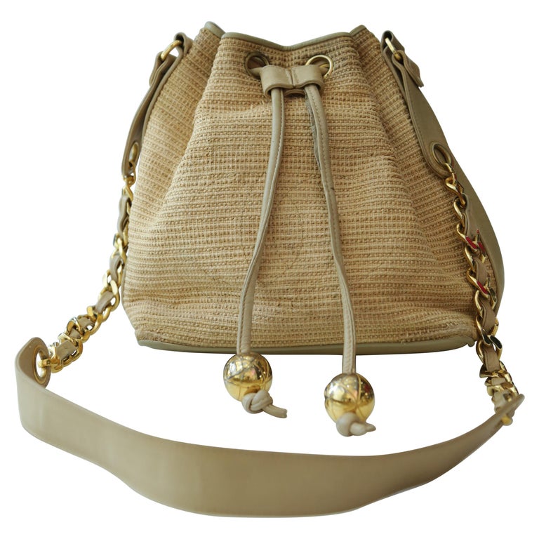 Chanel Woven Straw Vintage Crossbody Bucket Bag at 1stDibs | vintage chanel  straw bag, chanel crossbody bucket bag