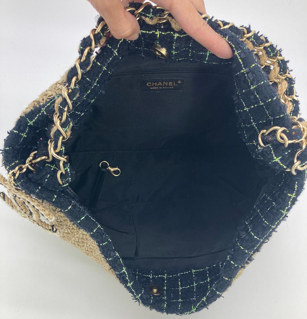 Chanel Woven Tan Rattan Straw Wool Trim Camellia Flower Shoulder Bag For Sale 2