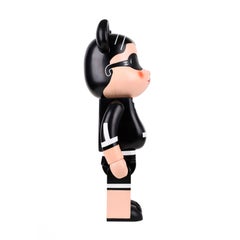 Figure de jouet ours décoratif noir et blanc en édition limitée Chanel x Medicom Kubrick