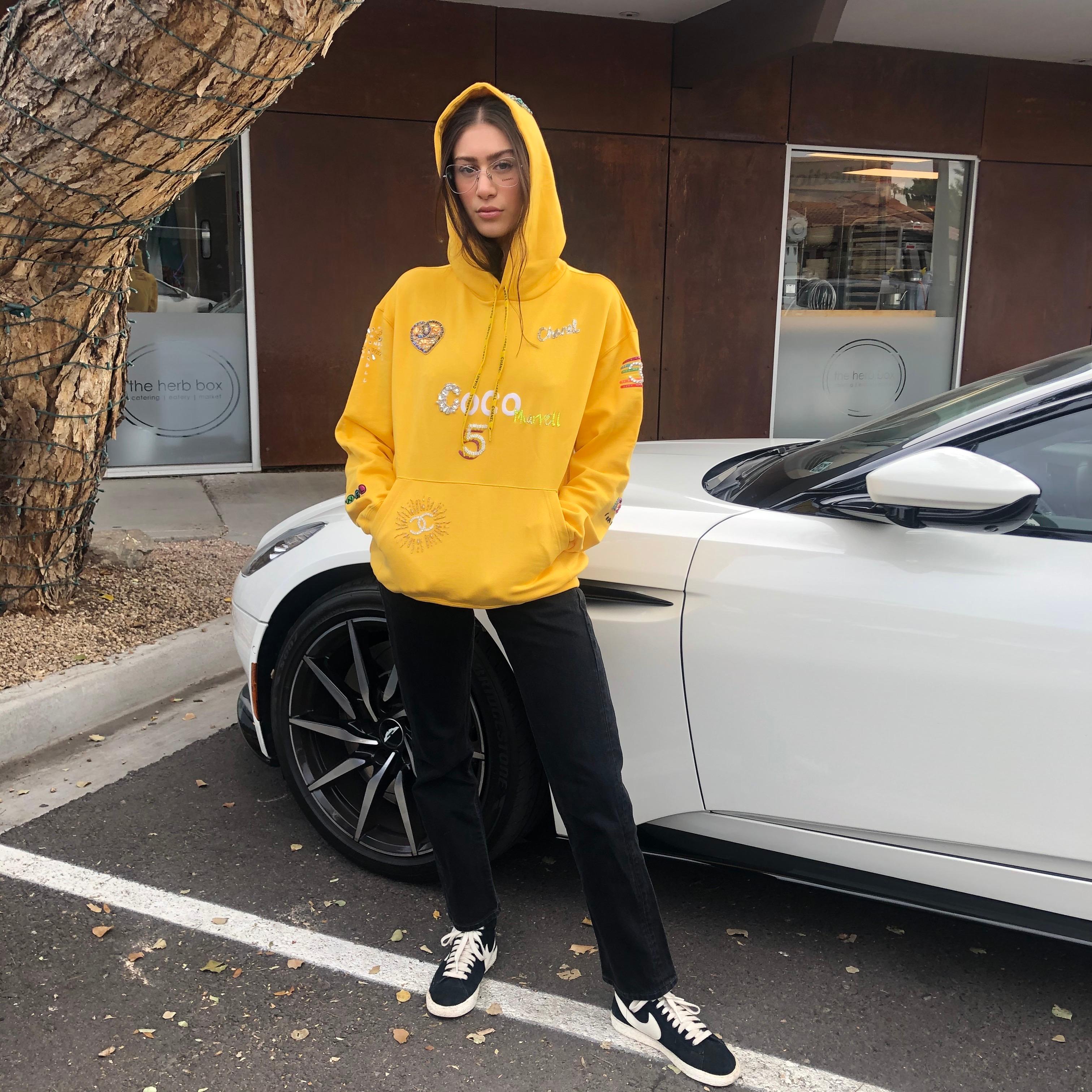 Chanel x Pharrell 2019 Chanel Appliqué Sunflower Yellow Hoodie  For Sale 10