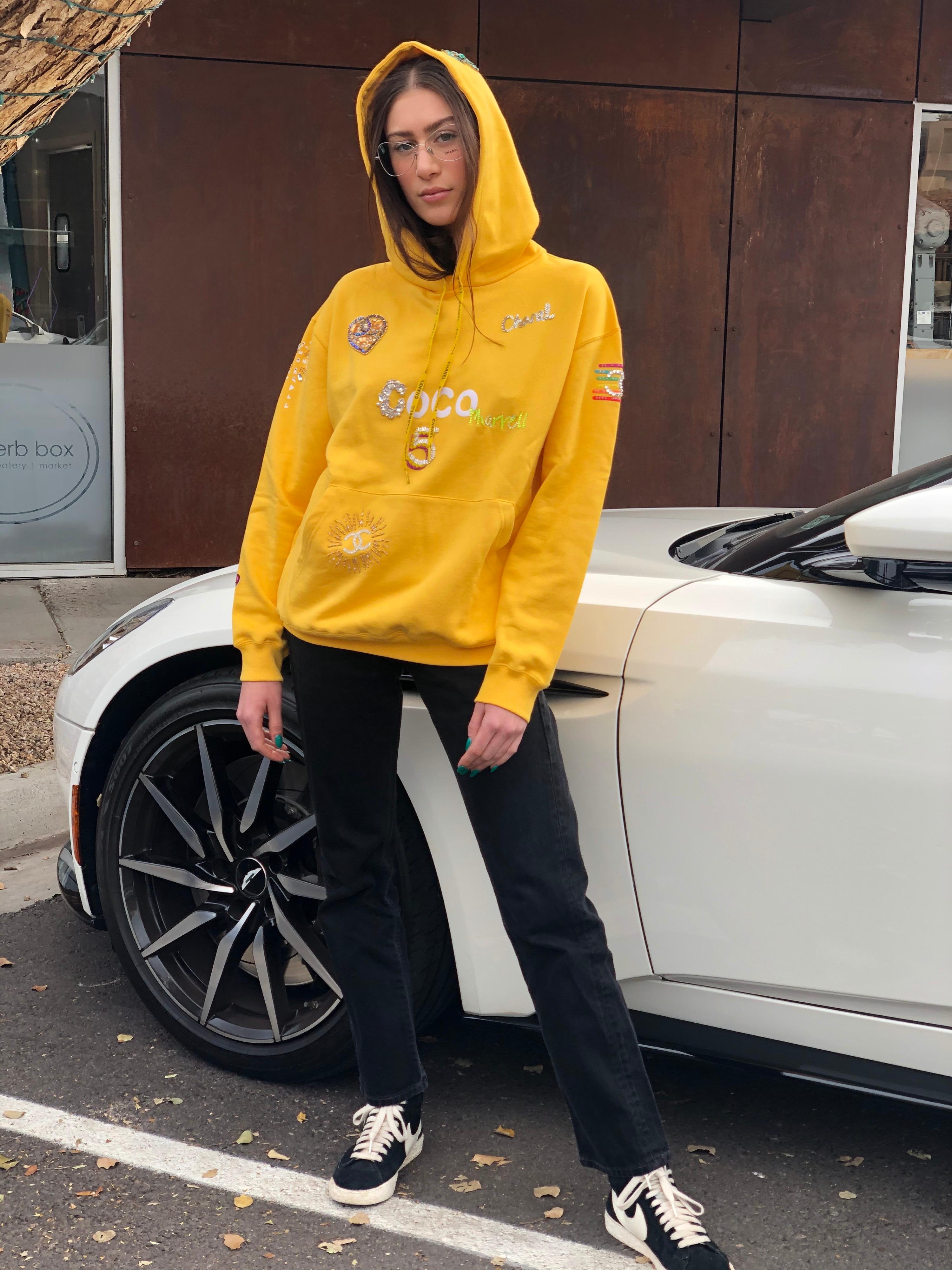 Chanel x Pharrell 2019 Chanel Appliqué Sunflower Yellow Hoodie  For Sale 2