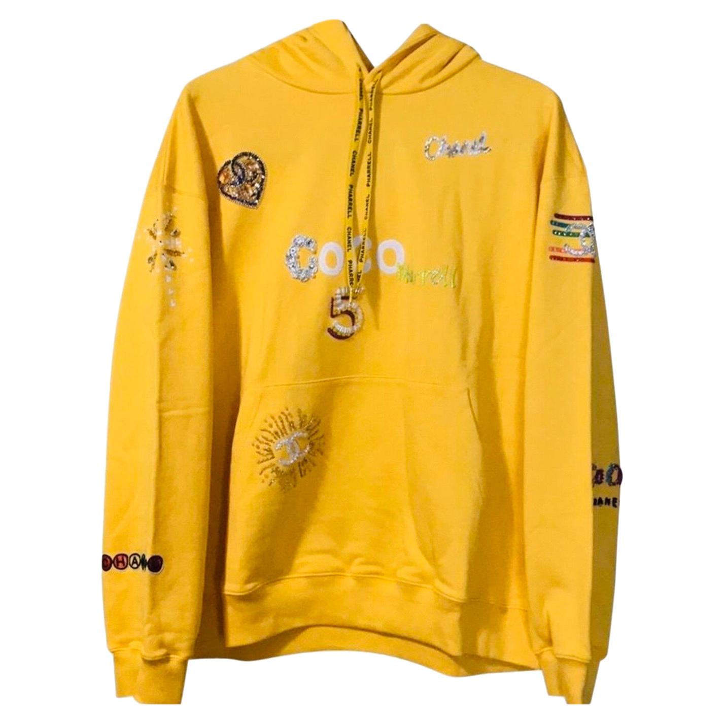 Chanel x Pharrell 2019 Chanel Appliqué Sunflower Yellow Hoodie For Sale at  1stDibs | chanel hoodie, chanel x pharrell hoodie, yellow black chanel  hoodie