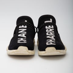 Chanel X Pharrell Adidas Human Race Turnschuhe (US 11)