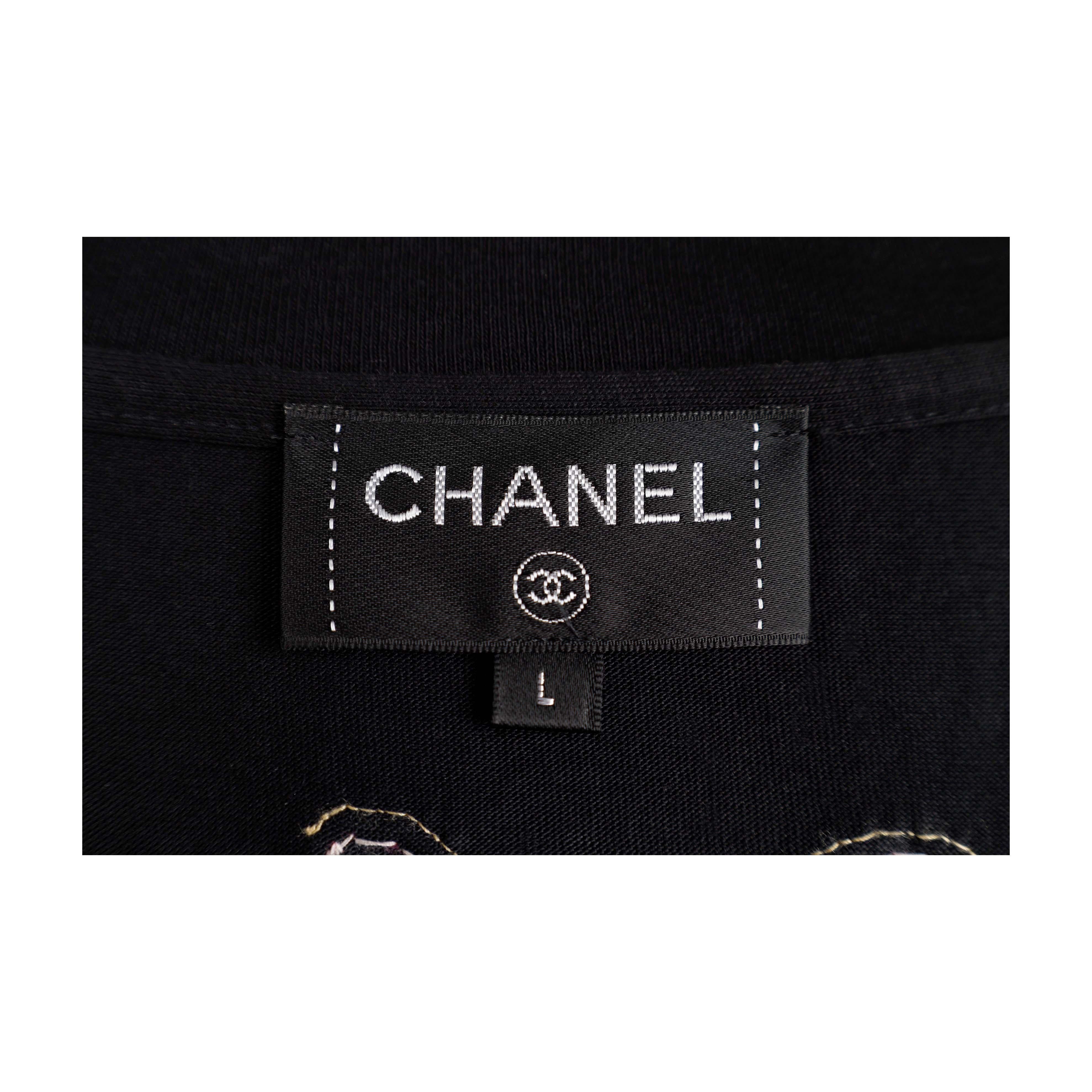 Women's or Men's Chanel x Pharrell Black Embellished Cotton T-Shirt - '10s For Sale