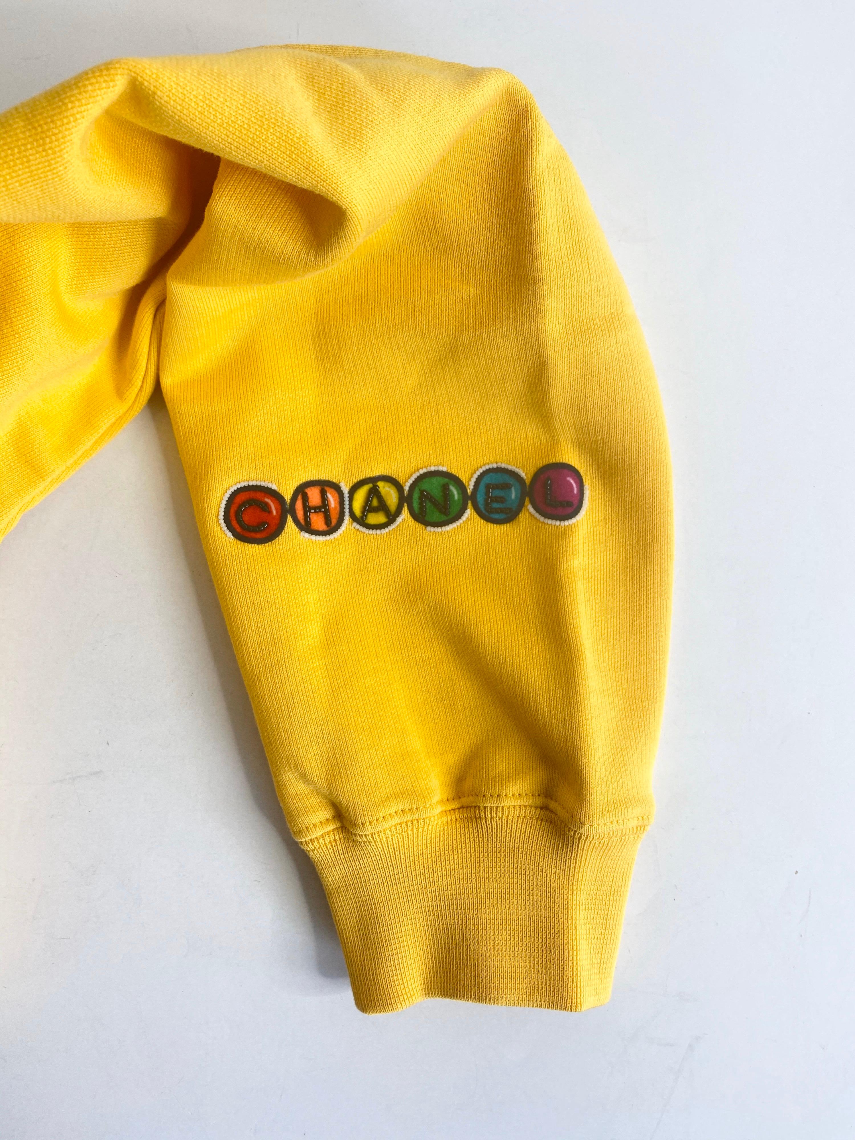 Chanel x Pharrell 2019 Chanel Appliqué Sunflower Yellow Hoodie  For Sale 9